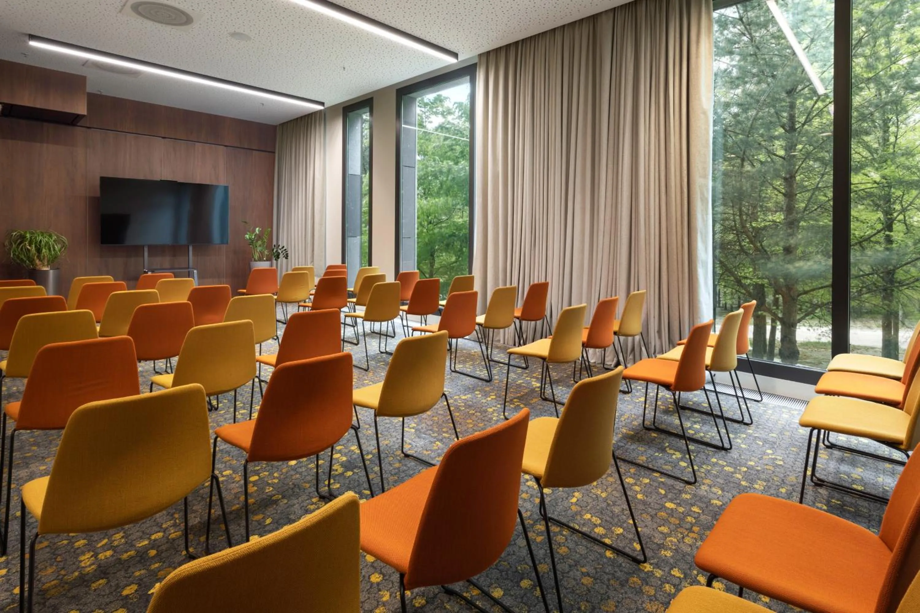 TV and multimedia in Melia Luxembourg