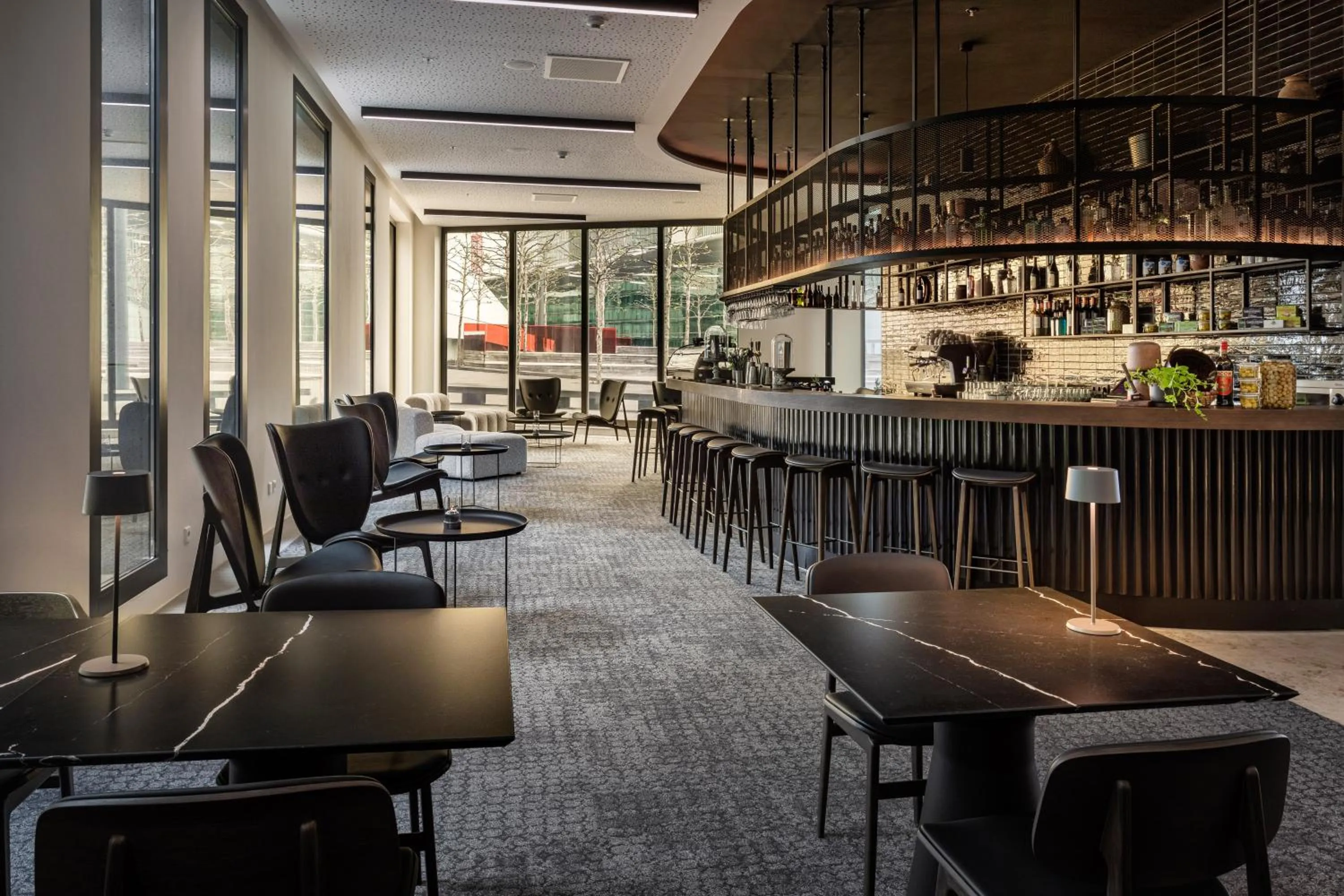 Restaurant/places to eat in Melia Luxembourg