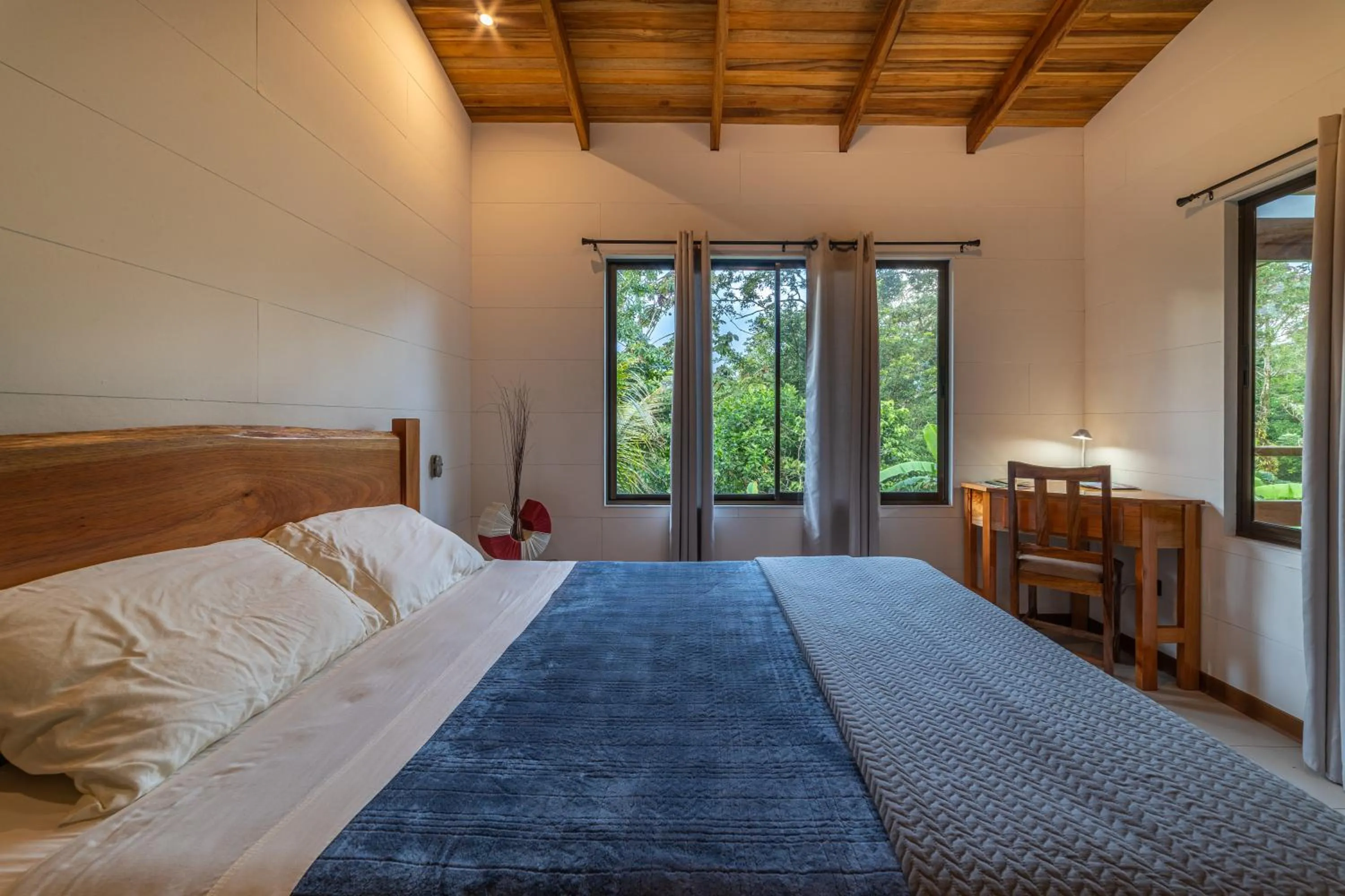 Bed in Aves de Tierras Altas