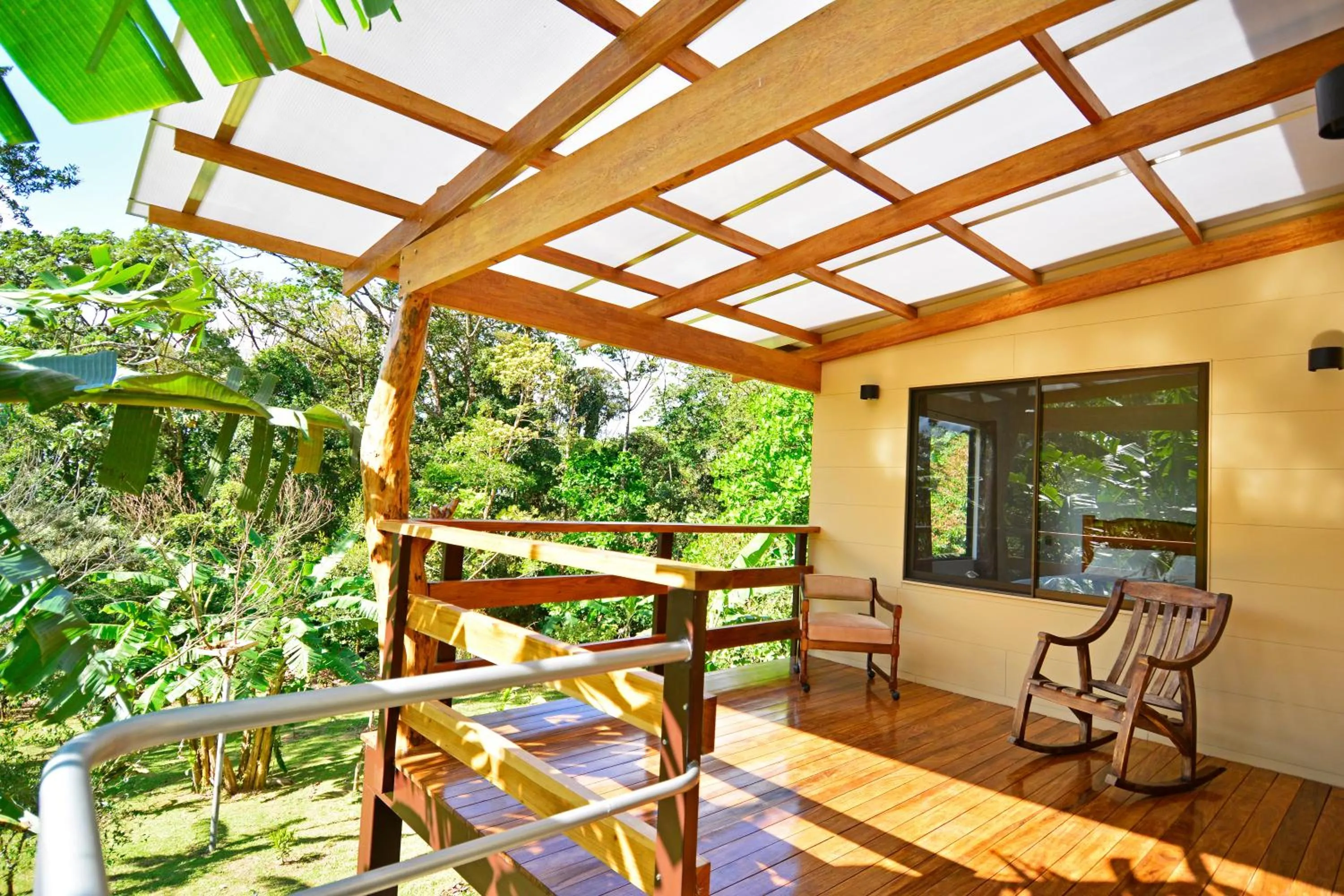 Garden view in Aves de Tierras Altas