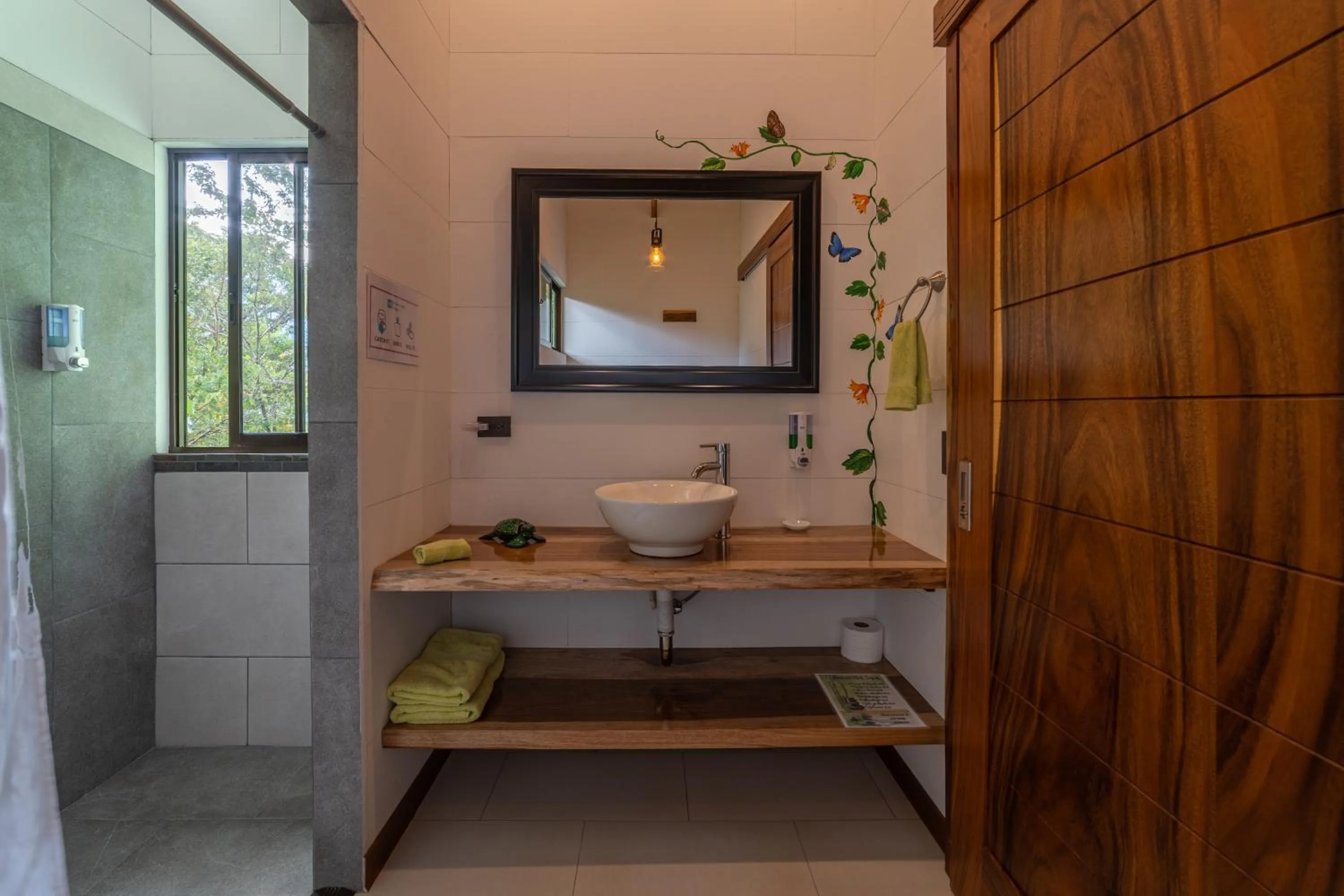 Bathroom in Aves de Tierras Altas