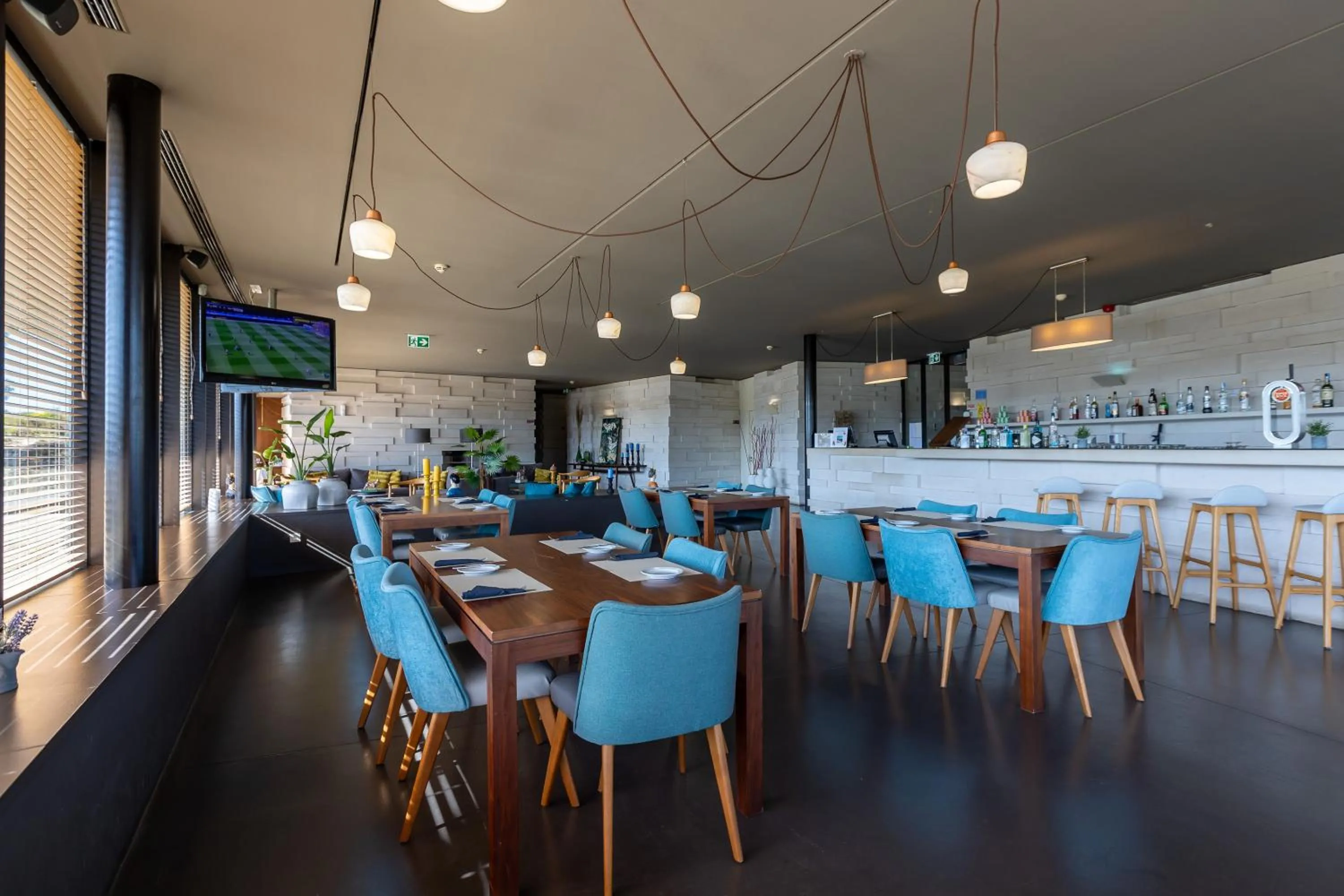 Restaurant/places to eat in Bom Sucesso Resort