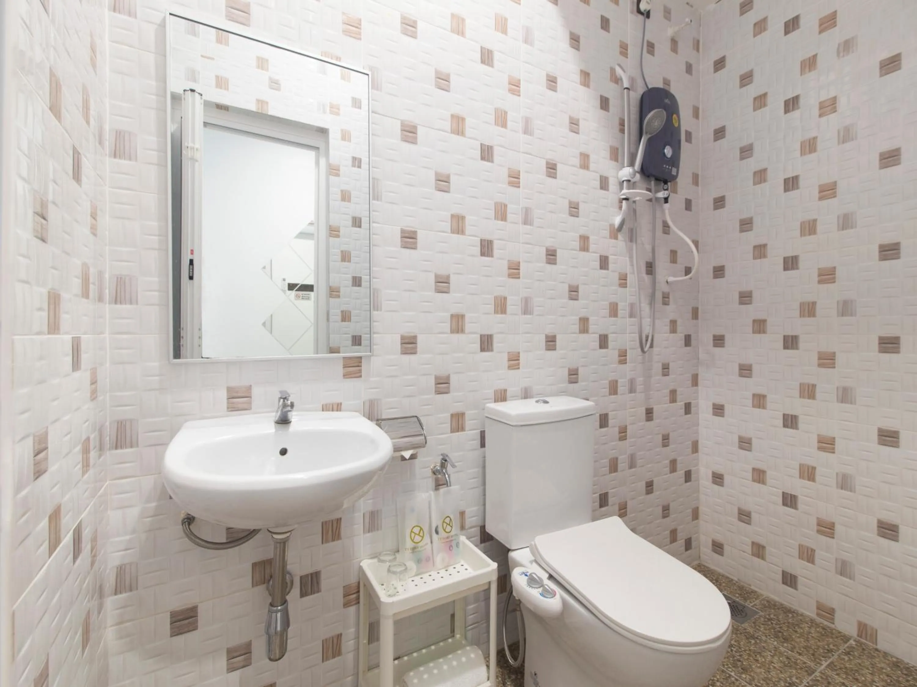 Bathroom in TT Dorf Hotel Matang