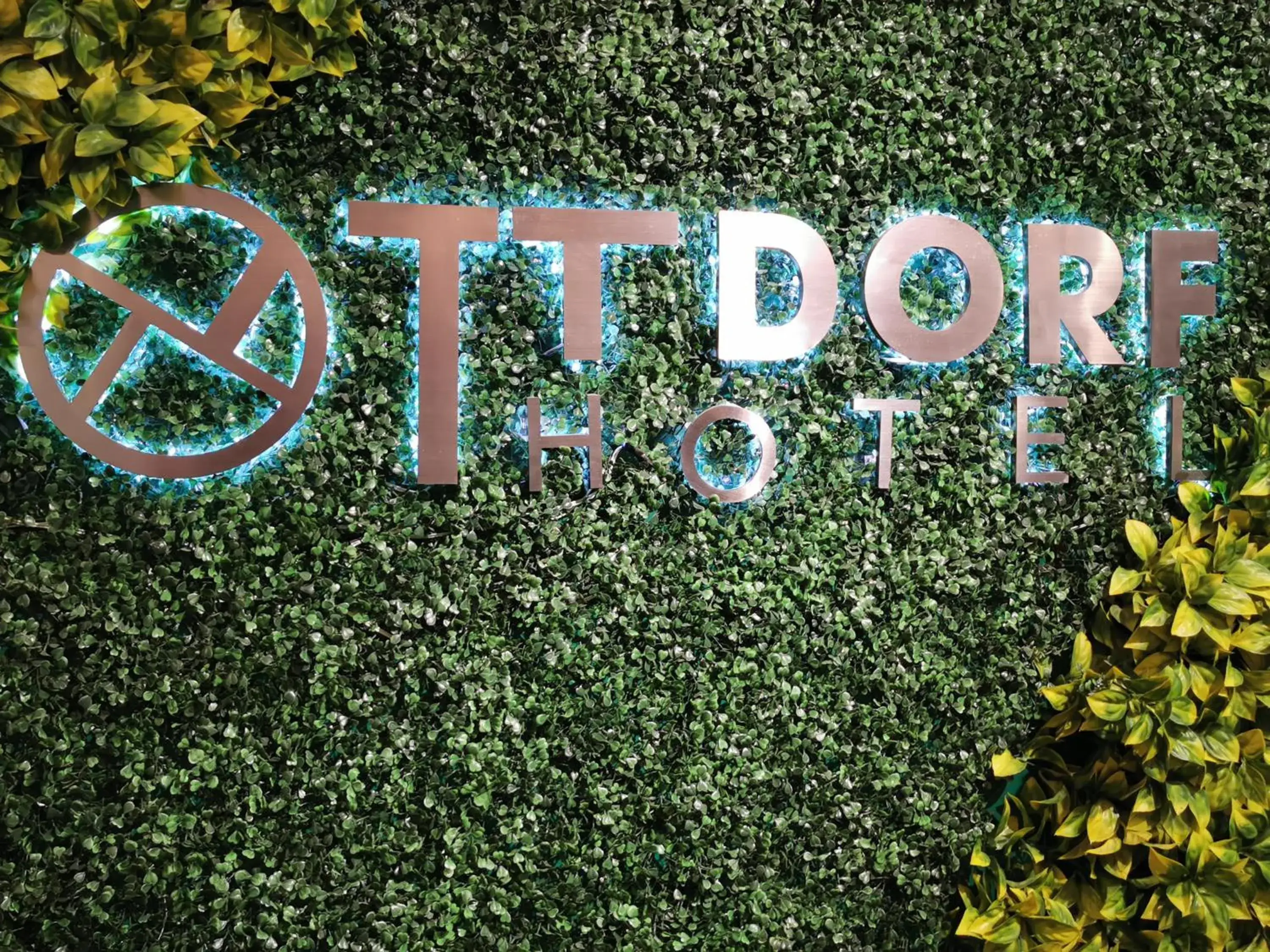 Logo/Certificate/Sign in TT Dorf Hotel Matang Logo/Certificate/Sign in TT Dorf Hotel Matang