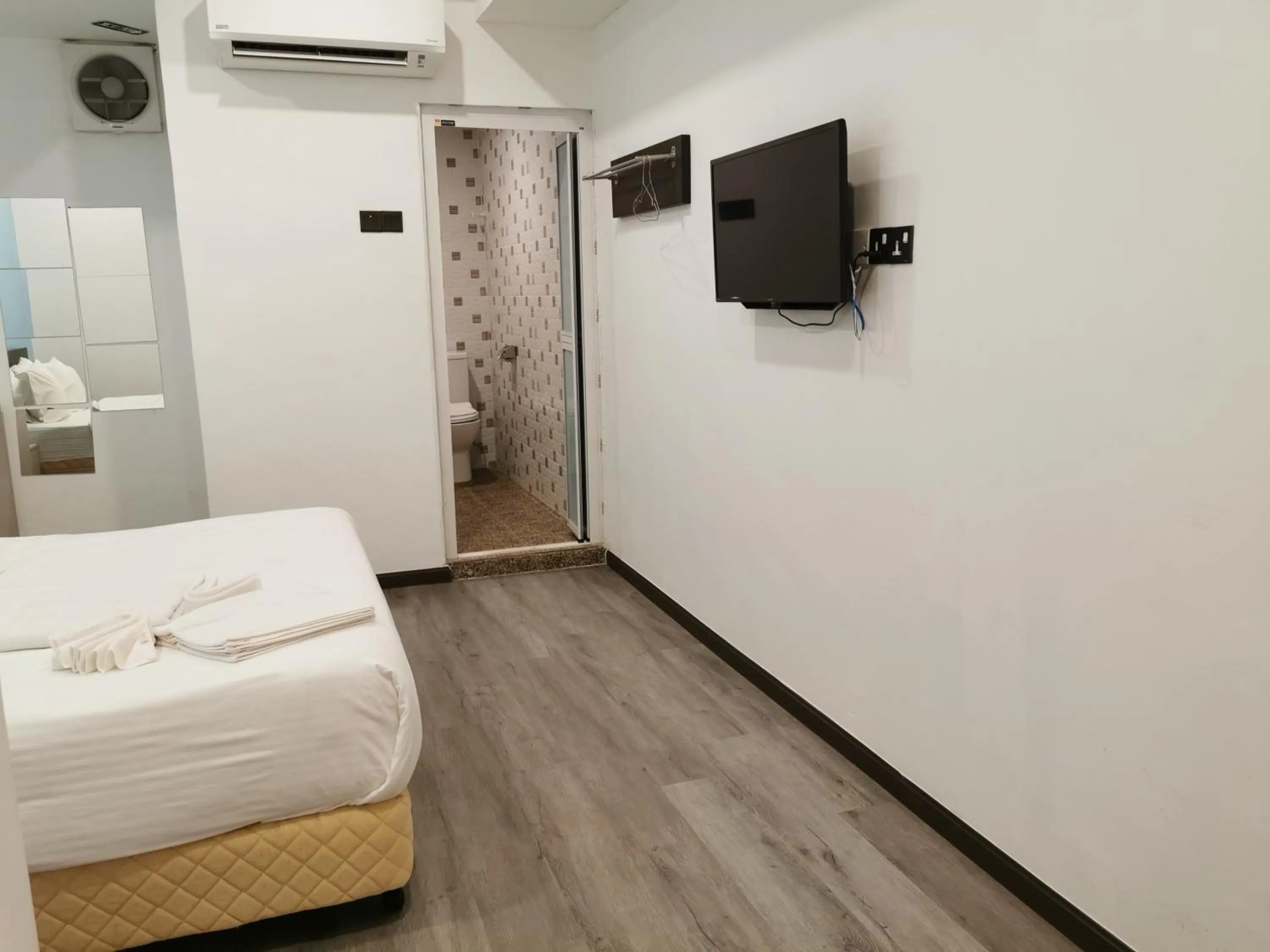 Bedroom, Bed in TT Dorf Hotel Matang