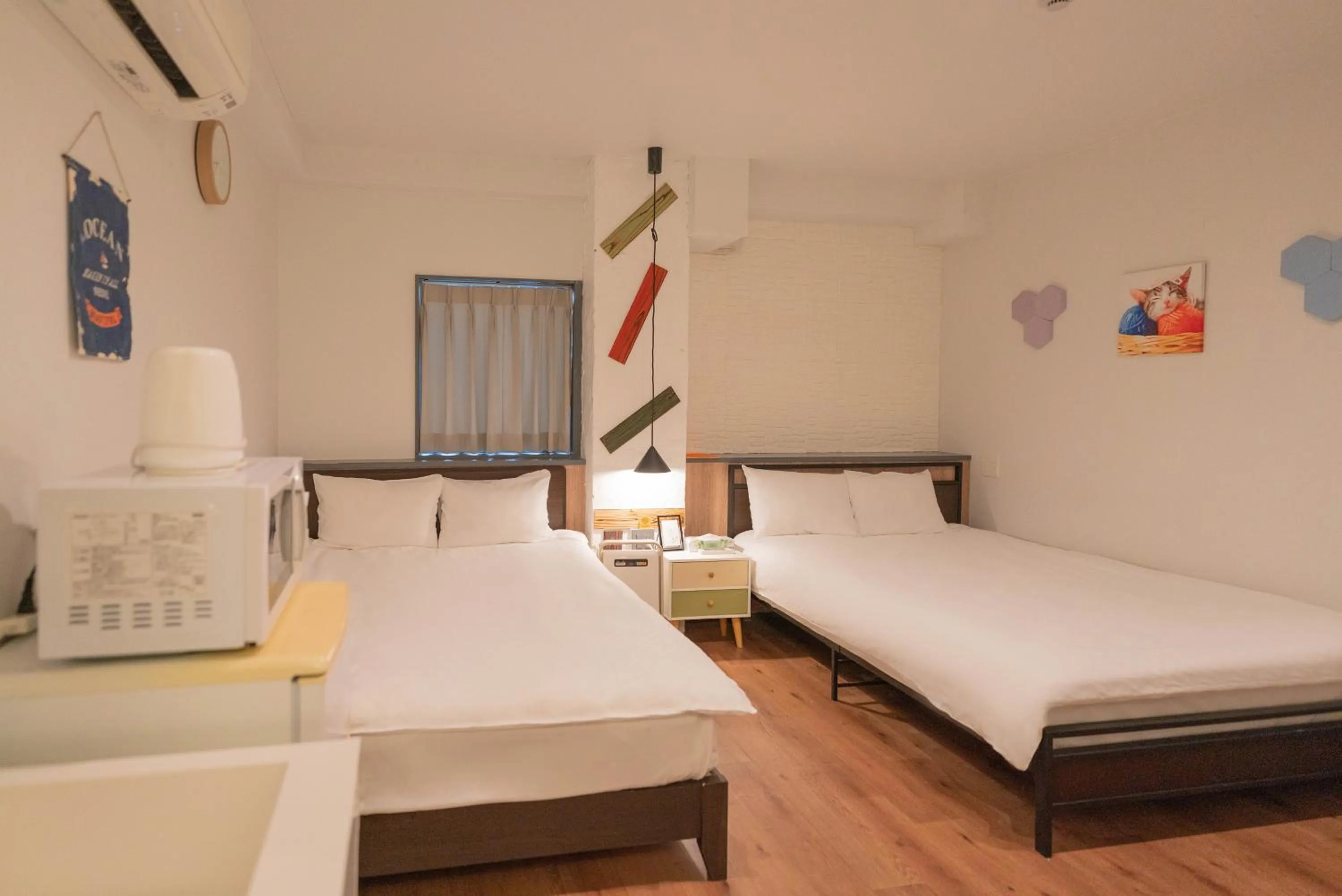 Bed in Yeah Room Namba