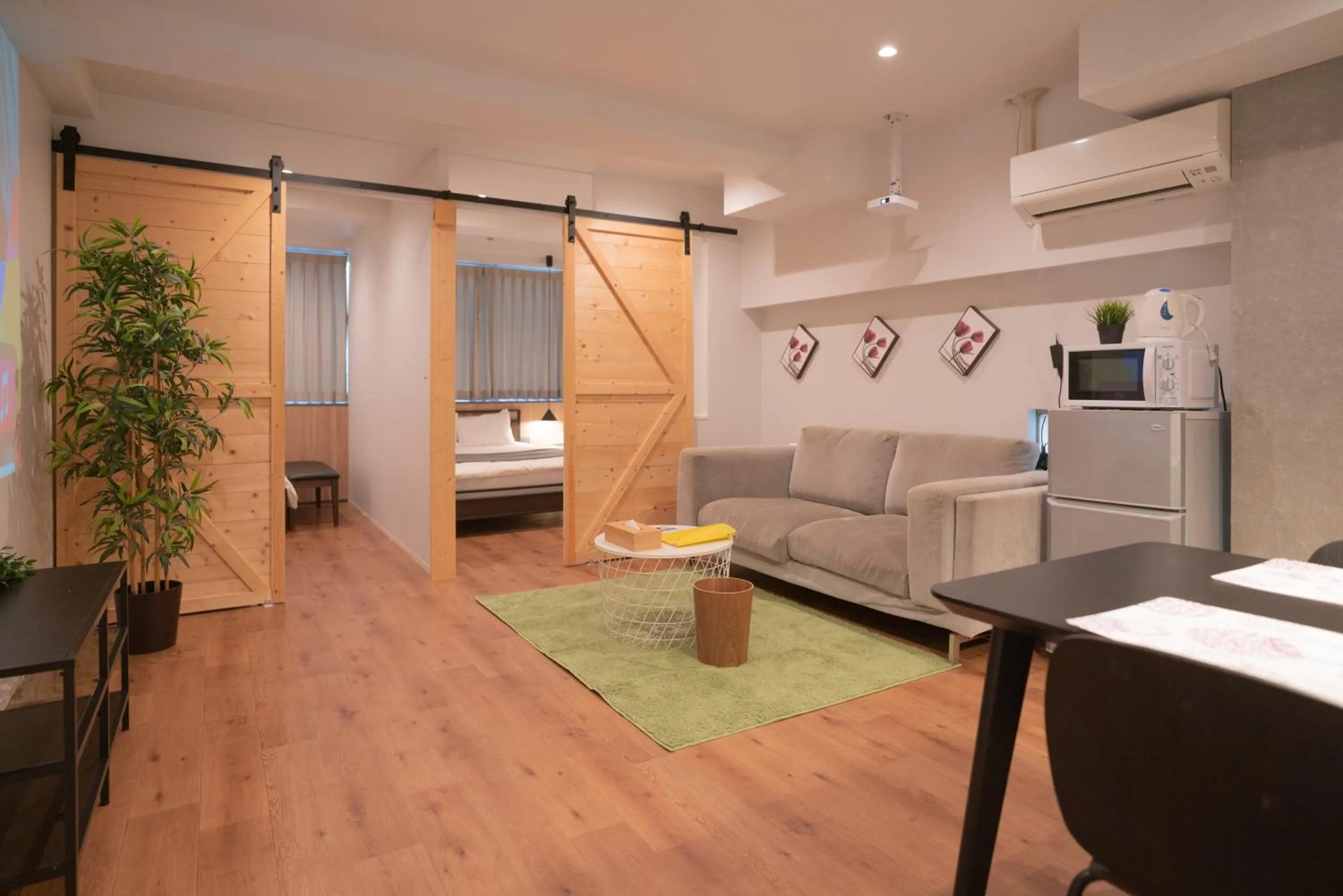 Bed in Yeah Room Namba