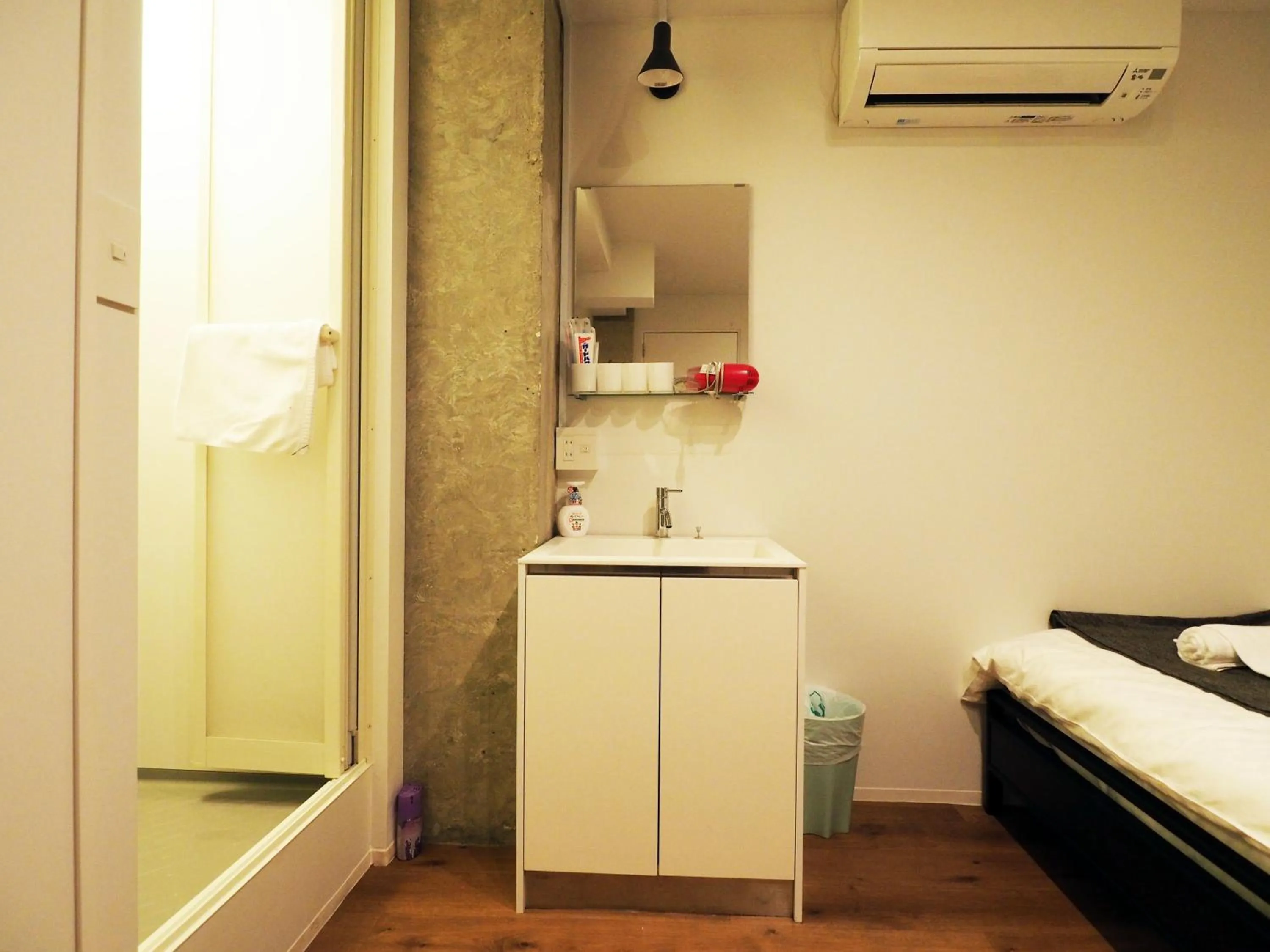 Bed in Yeah Room Namba