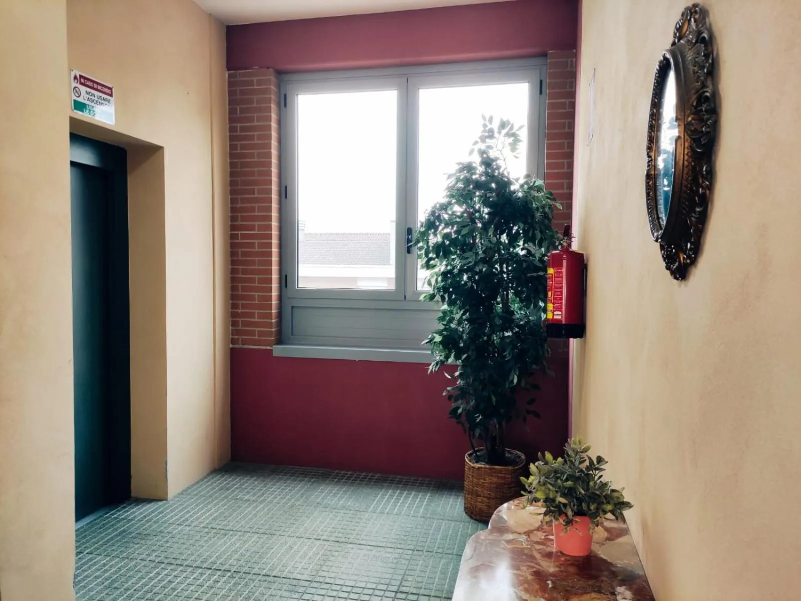 elevator in Valtidone Hotel