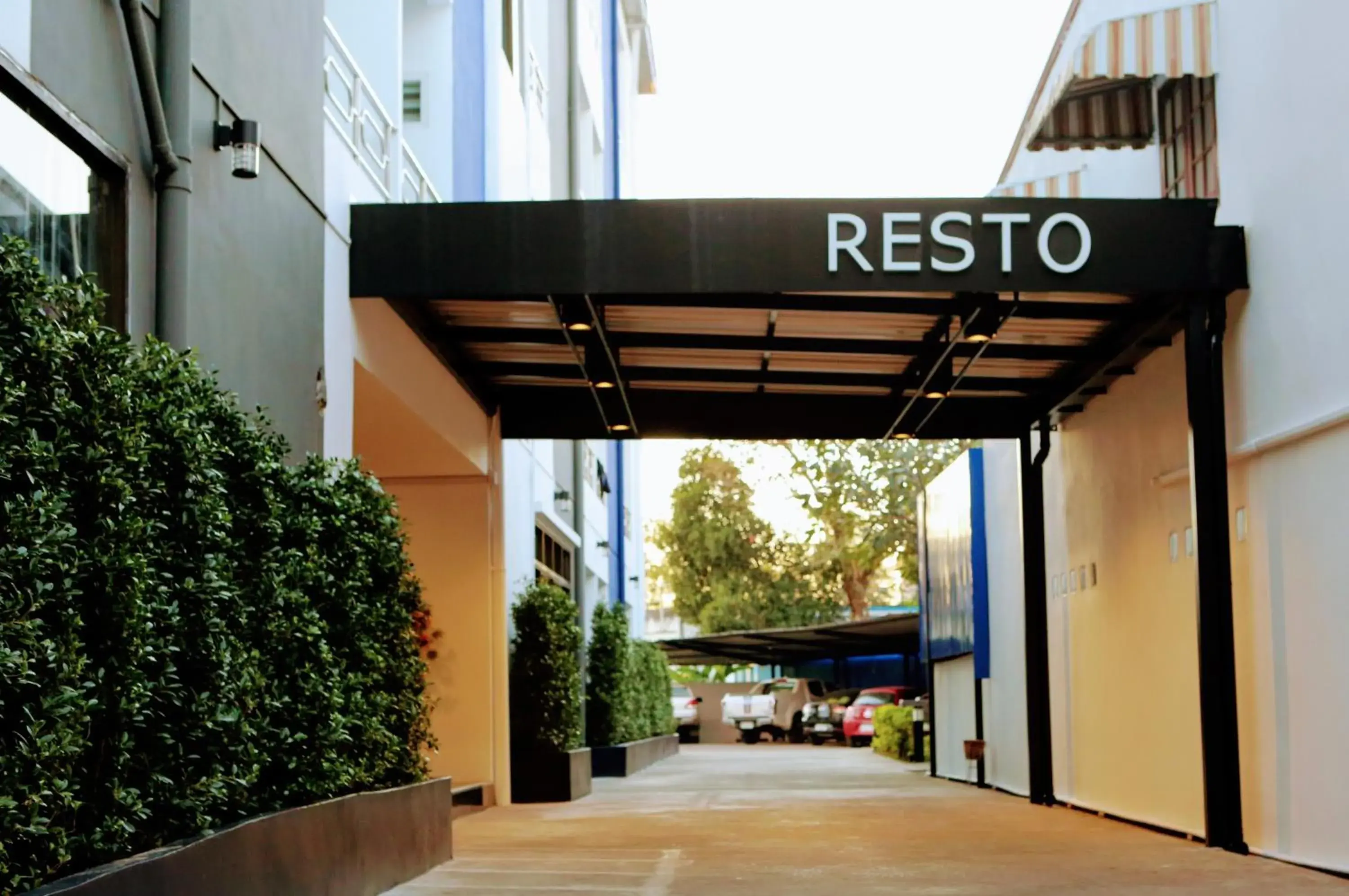 Facade/entrance in The Resto Facade/entrance in The Resto