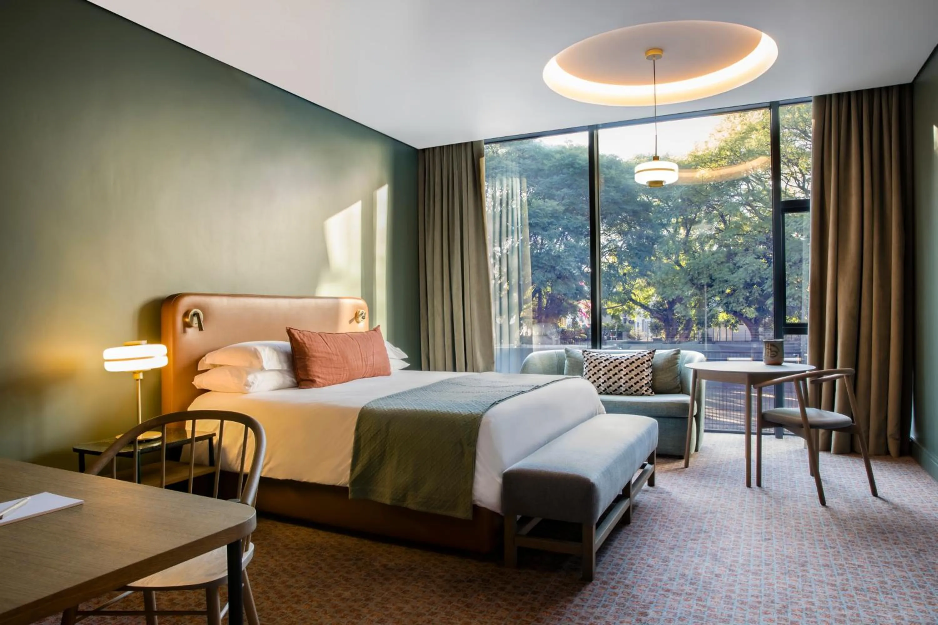 Bed in Home Suite Hotels Rosebank