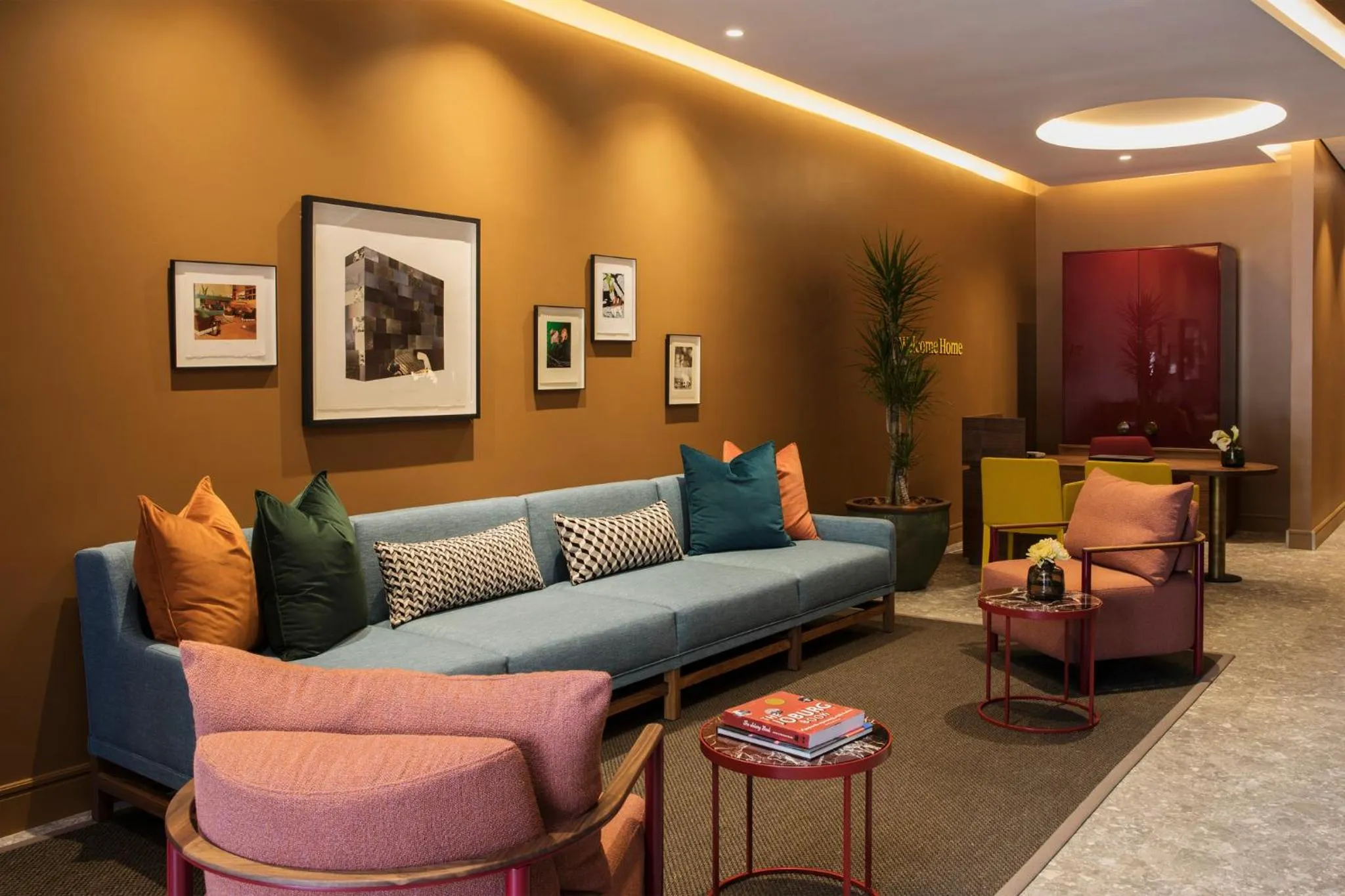 Lobby or reception in Home Suite Hotels Rosebank