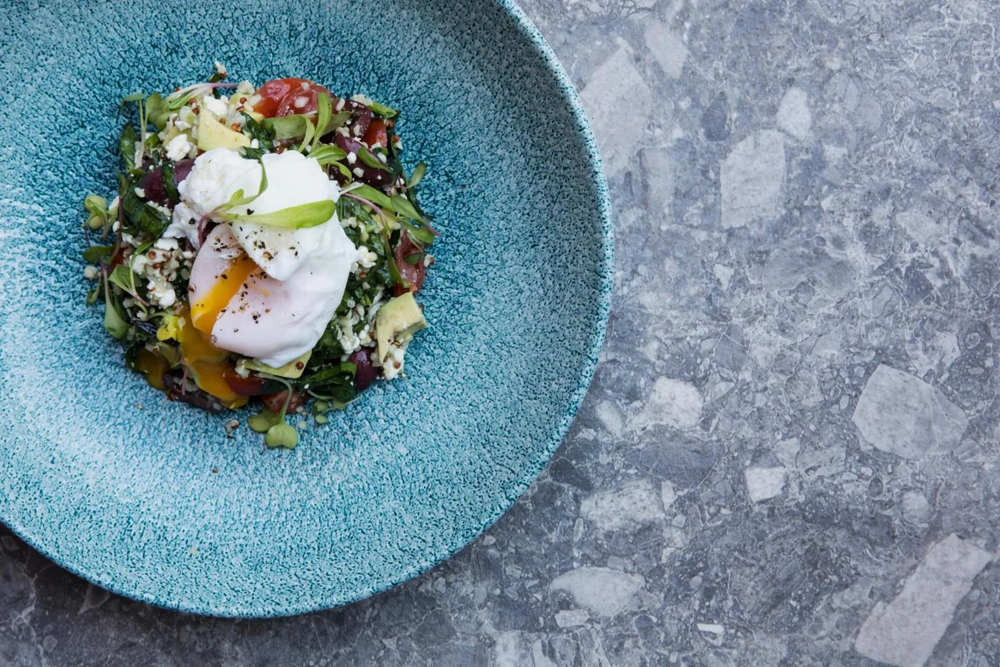 Food and drinks in Home Suite Hotels Rosebank