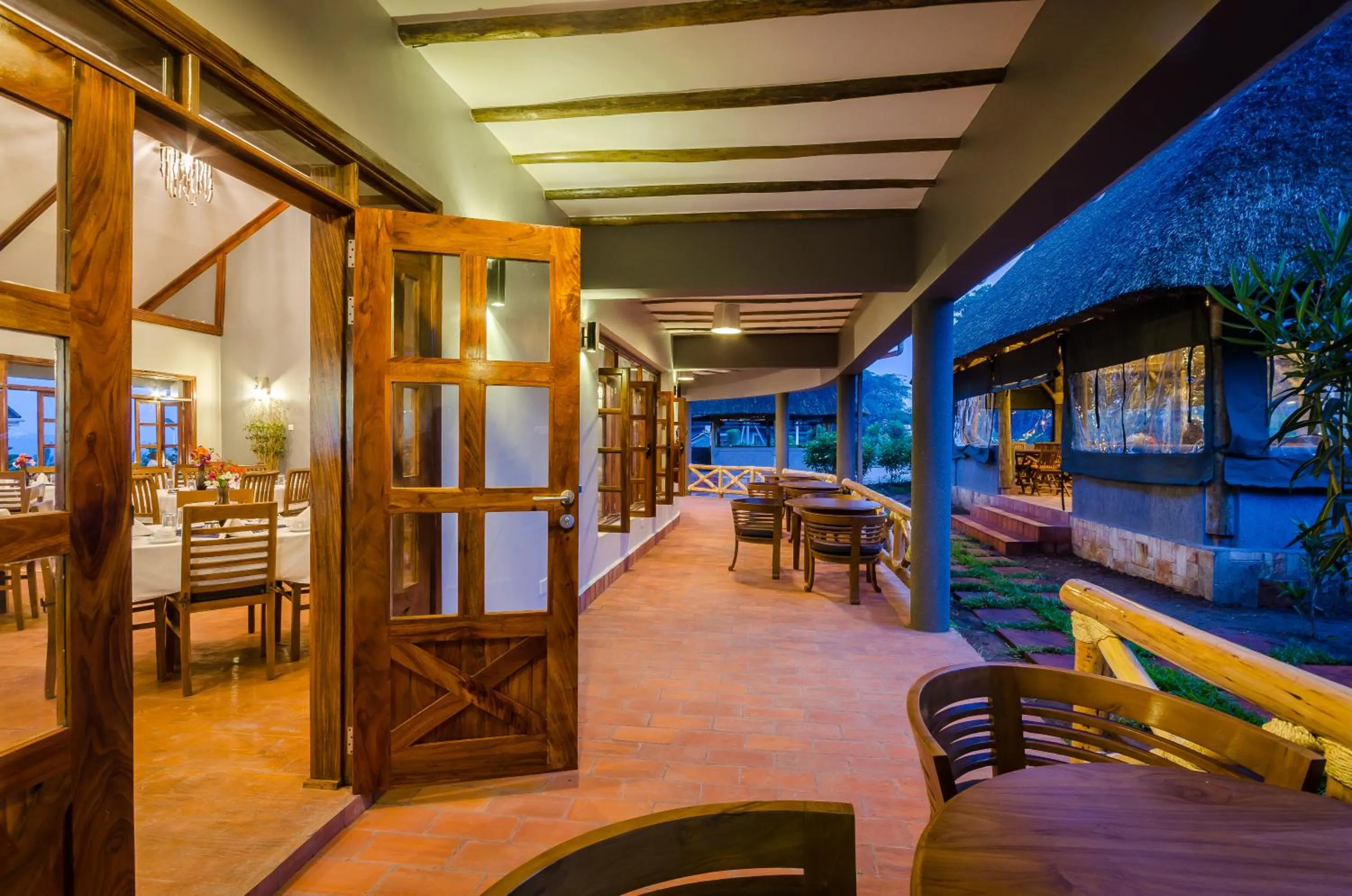 Restaurant/places to eat in Emburara Farm Lodge