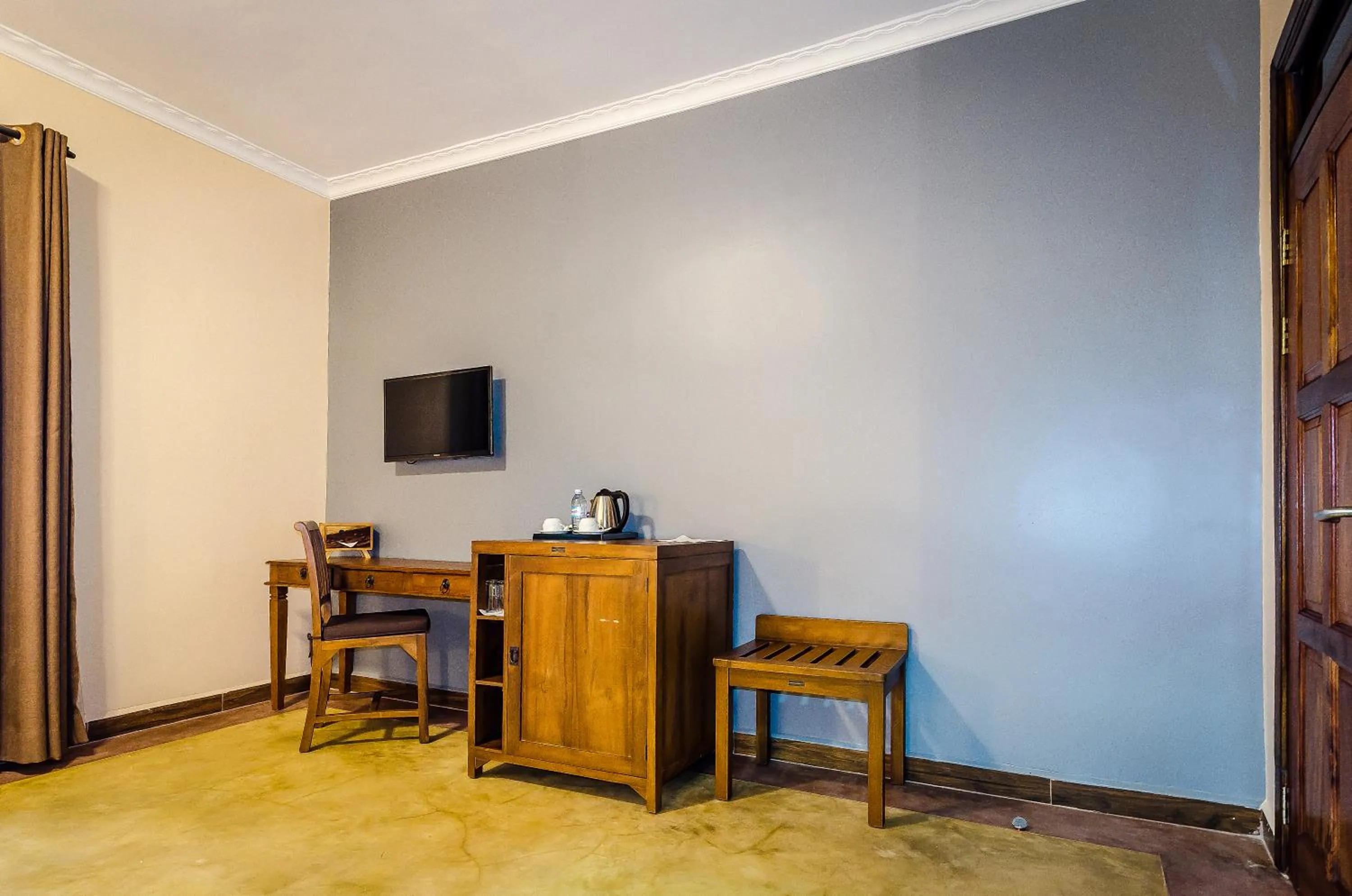 TV and multimedia in Emburara Farm Lodge