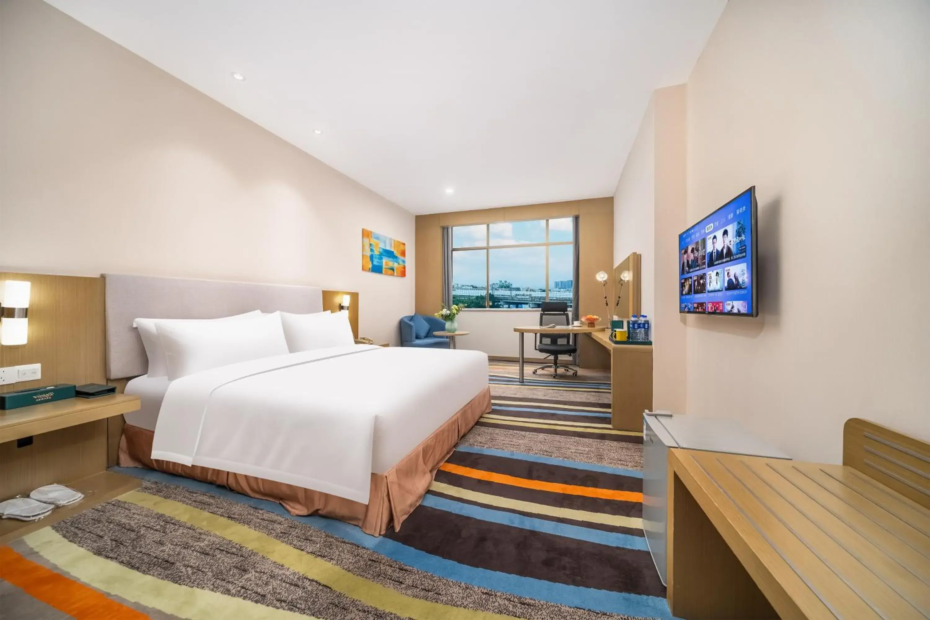 Standard Queen Room in Guangzhou Baiyun Airport Rejoice by Argyle Hotel Rehe Metro Exit B --Free shuttle bus is provided during the 137th Canton Fair Standard Queen Room in Guangzhou Baiyun Airport Rejoice by Argyle Hotel Rehe Metro Exit B --Free shuttle bus is provided during the 137th Canton Fair