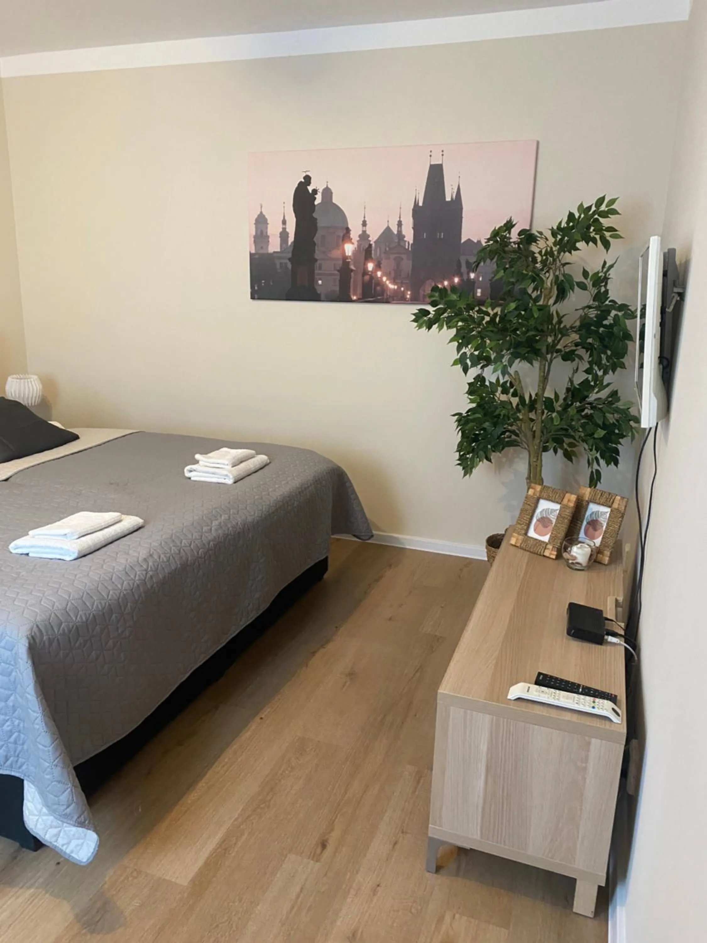 Bed in STING Apartments Havířov