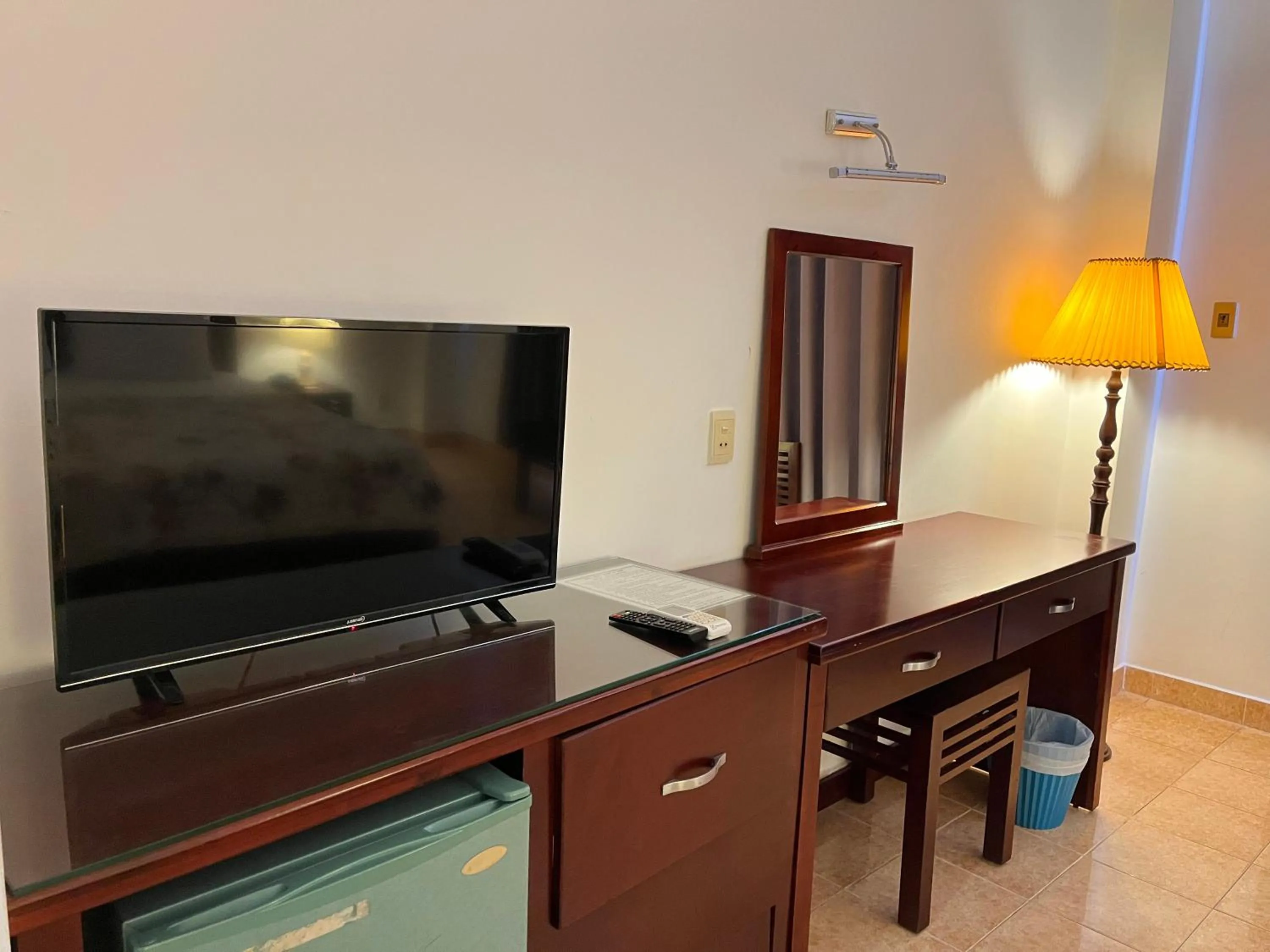 Phung Long Hotel
