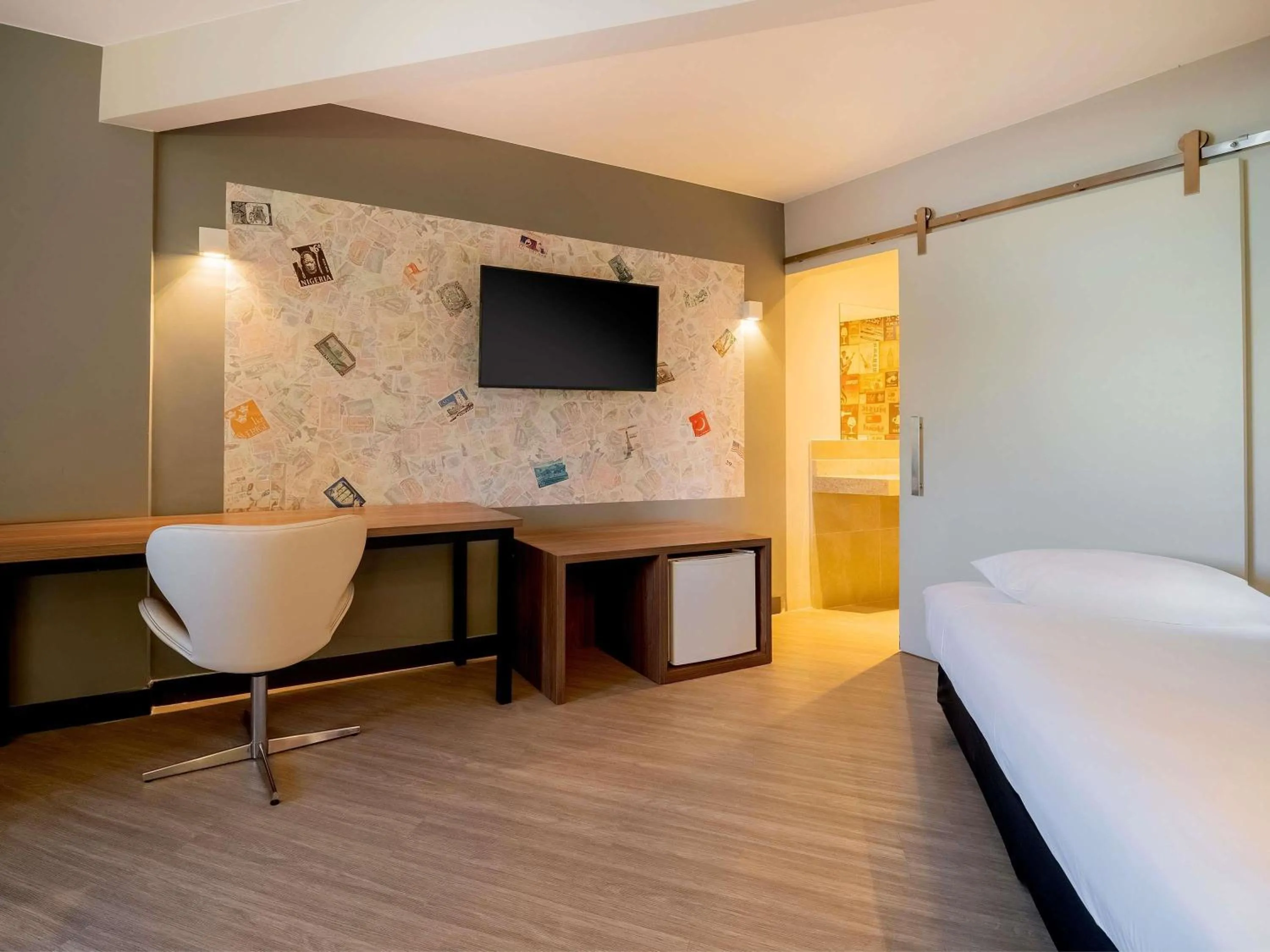 Bedroom, Bed in ibis Styles Sorocaba Santa Rosalia