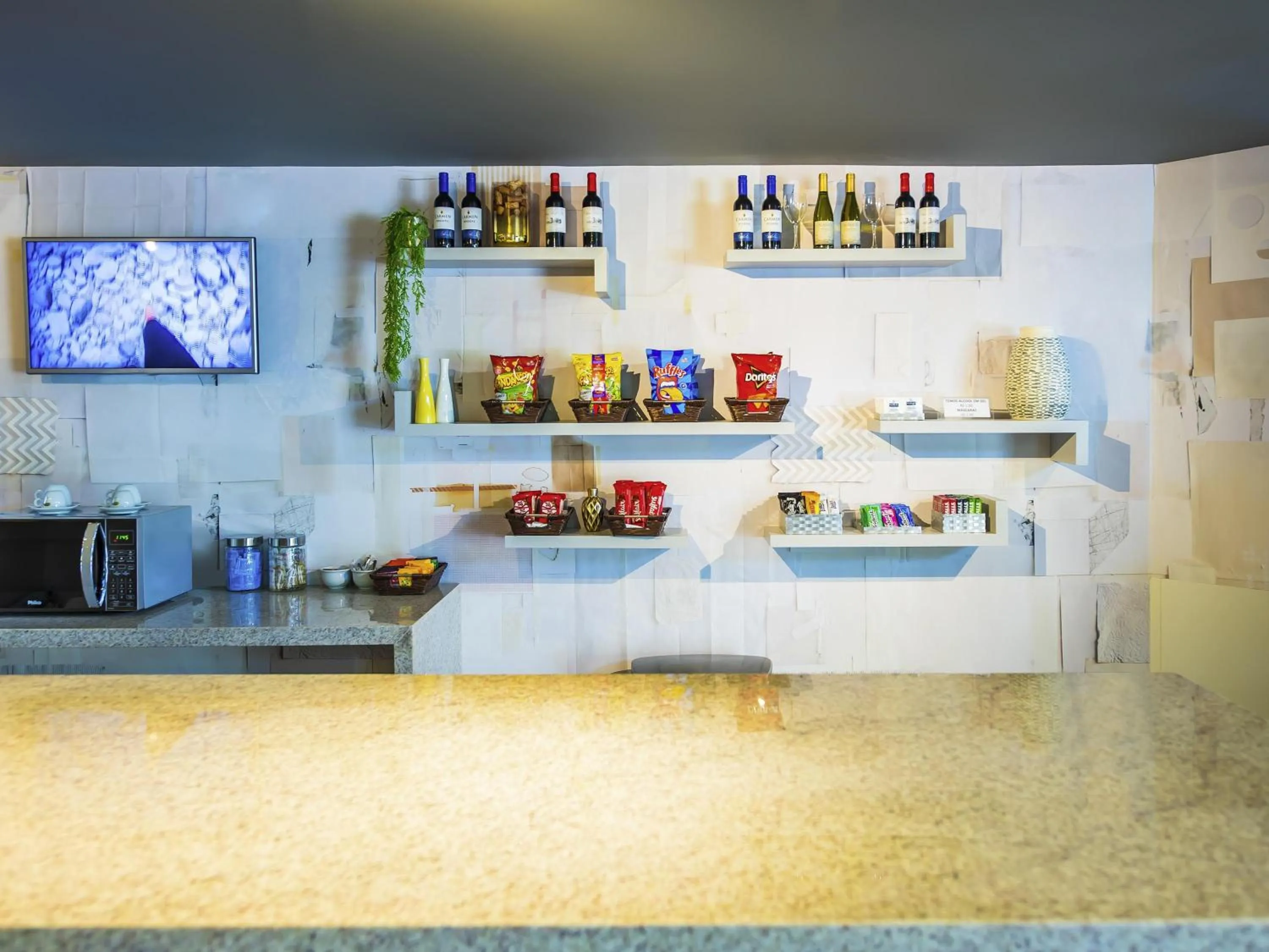 Lounge or bar in ibis Styles Sorocaba Santa Rosalia