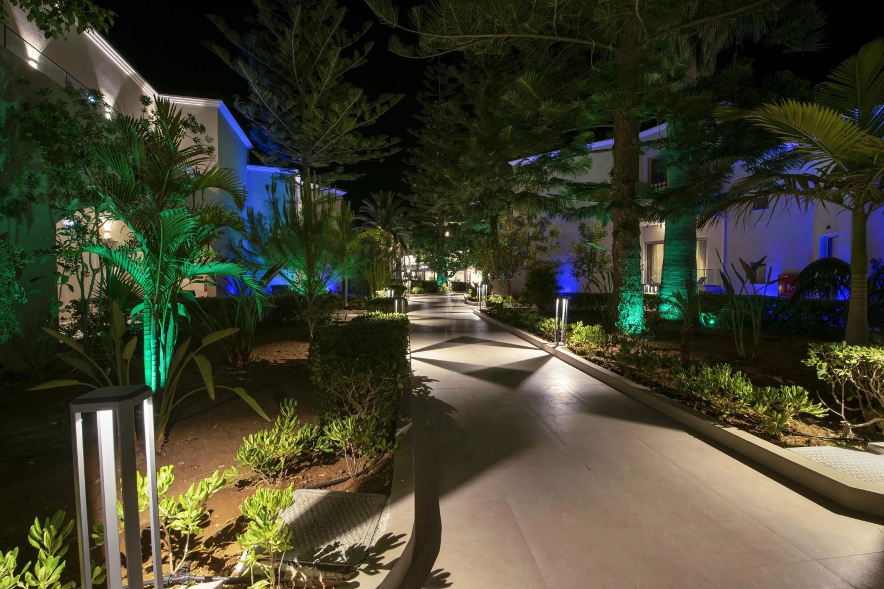 Vantaris Luxury Beach Resort