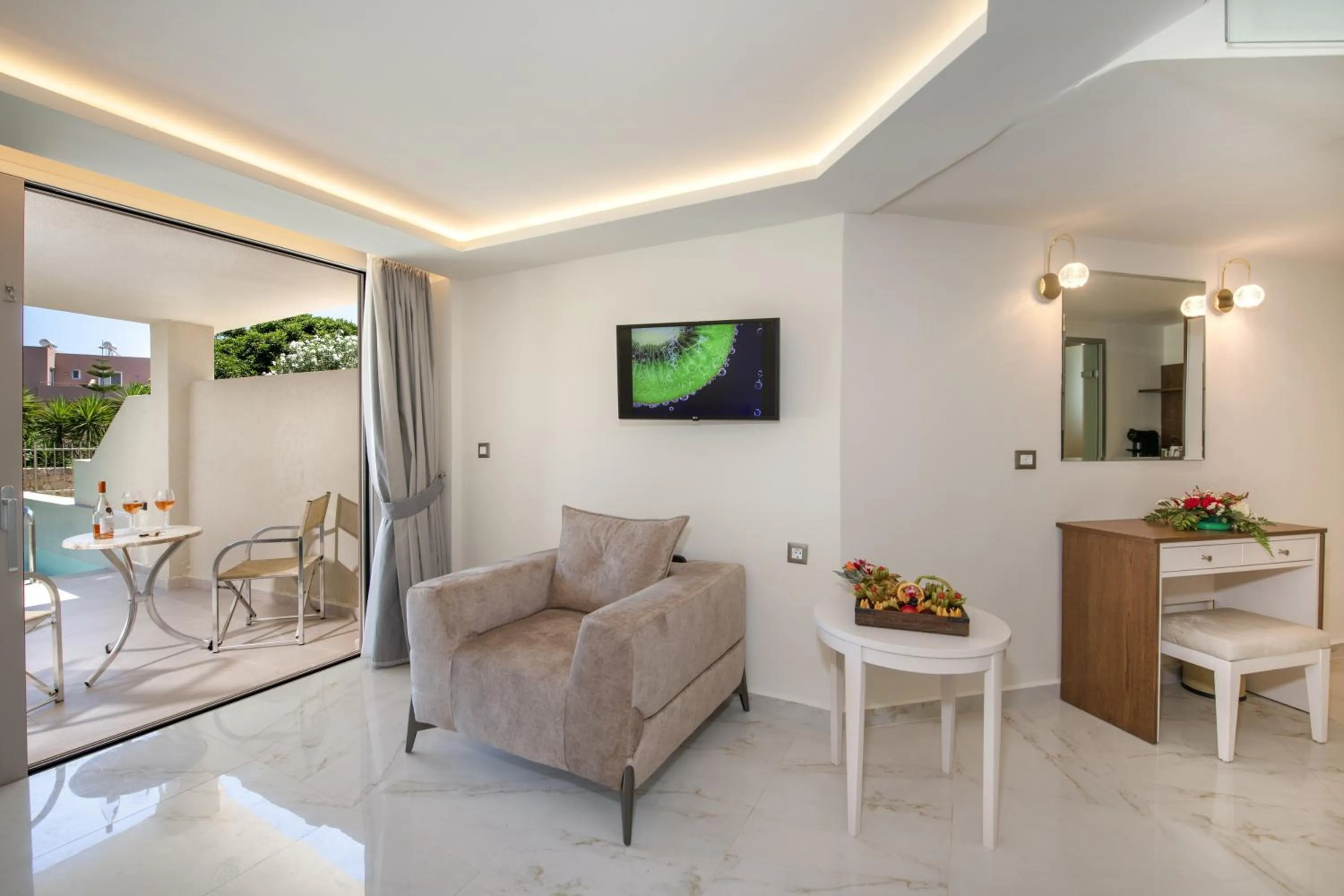 Vantaris Luxury Beach Resort