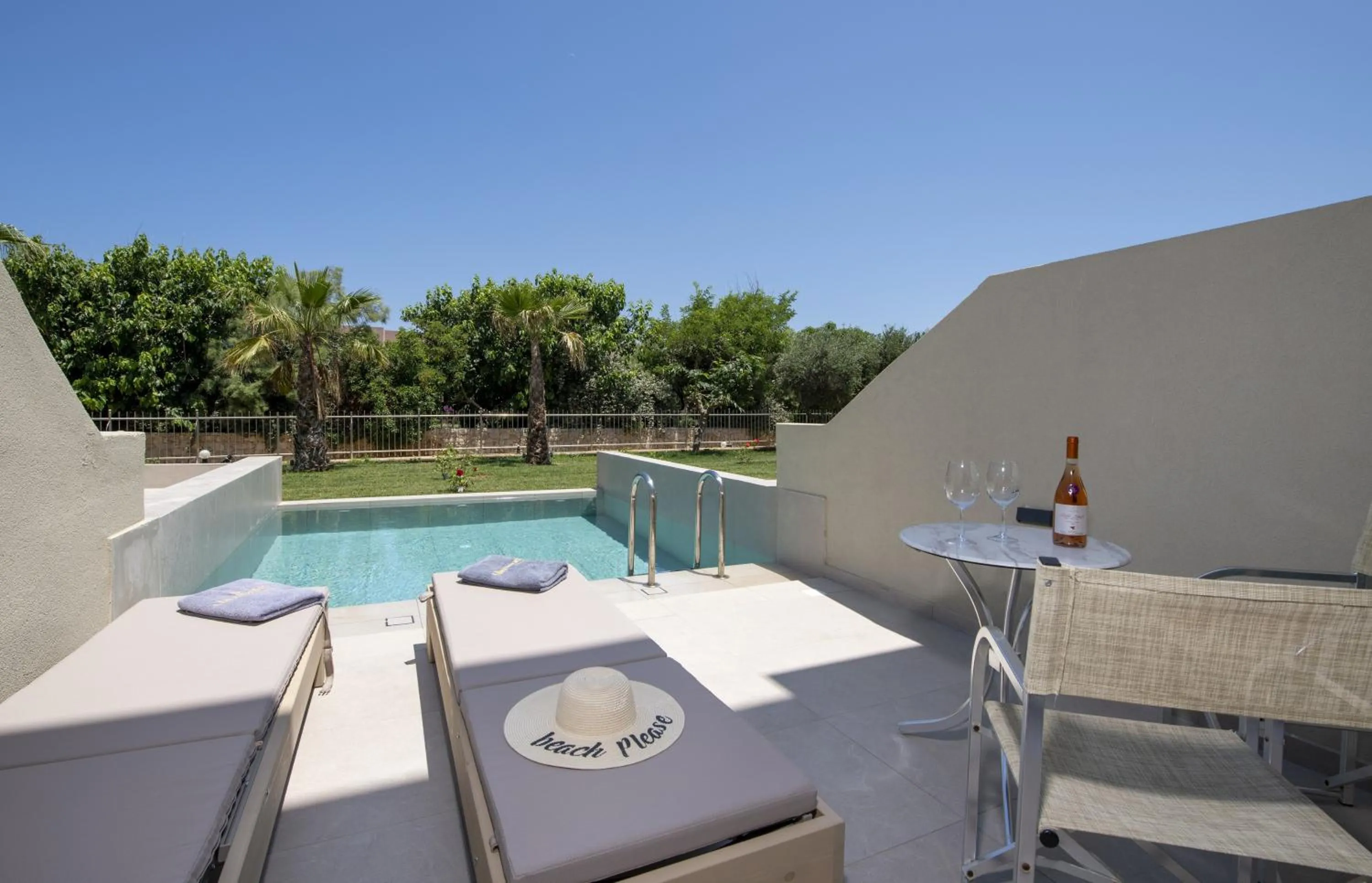 Vantaris Luxury Beach Resort