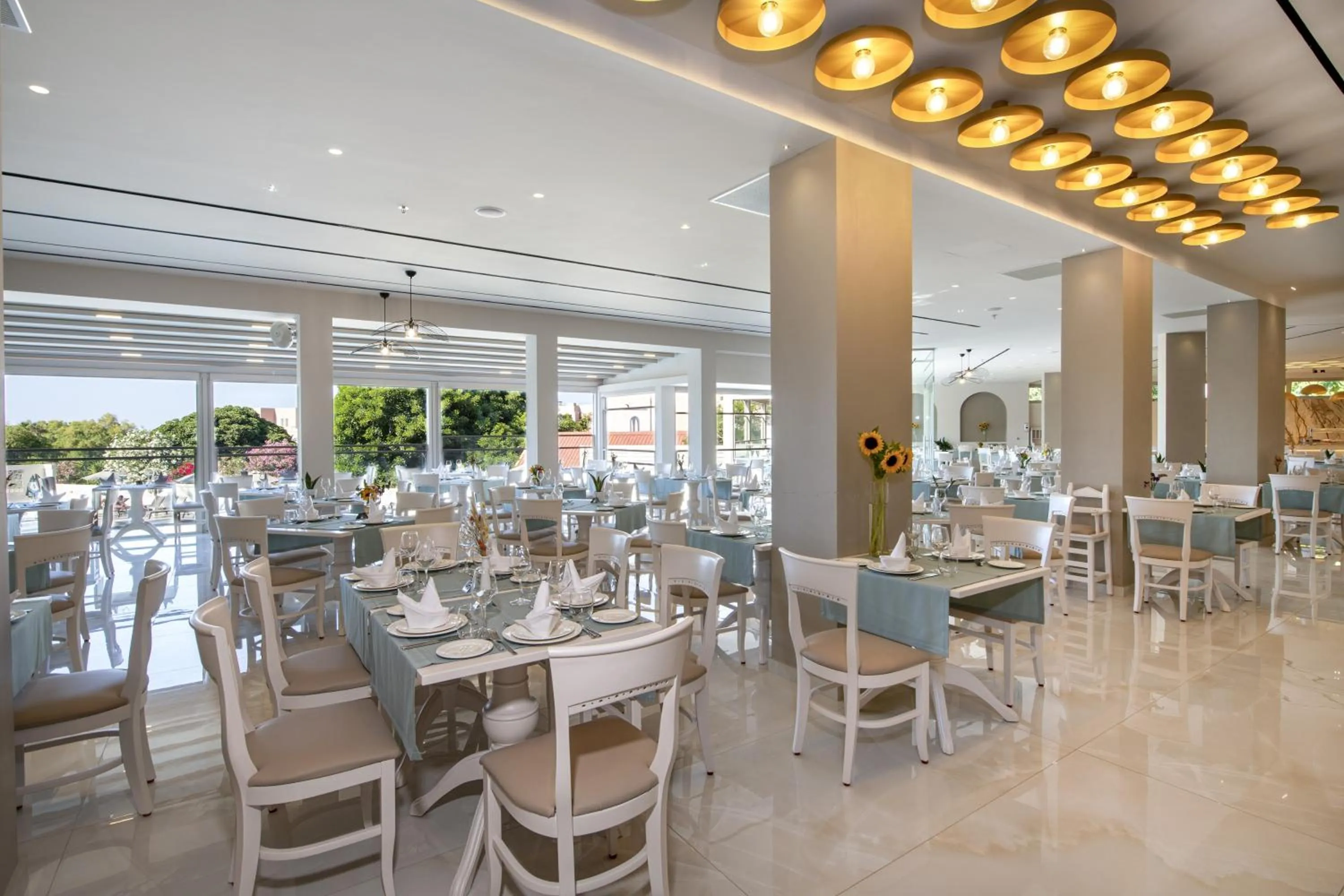 Vantaris Luxury Beach Resort