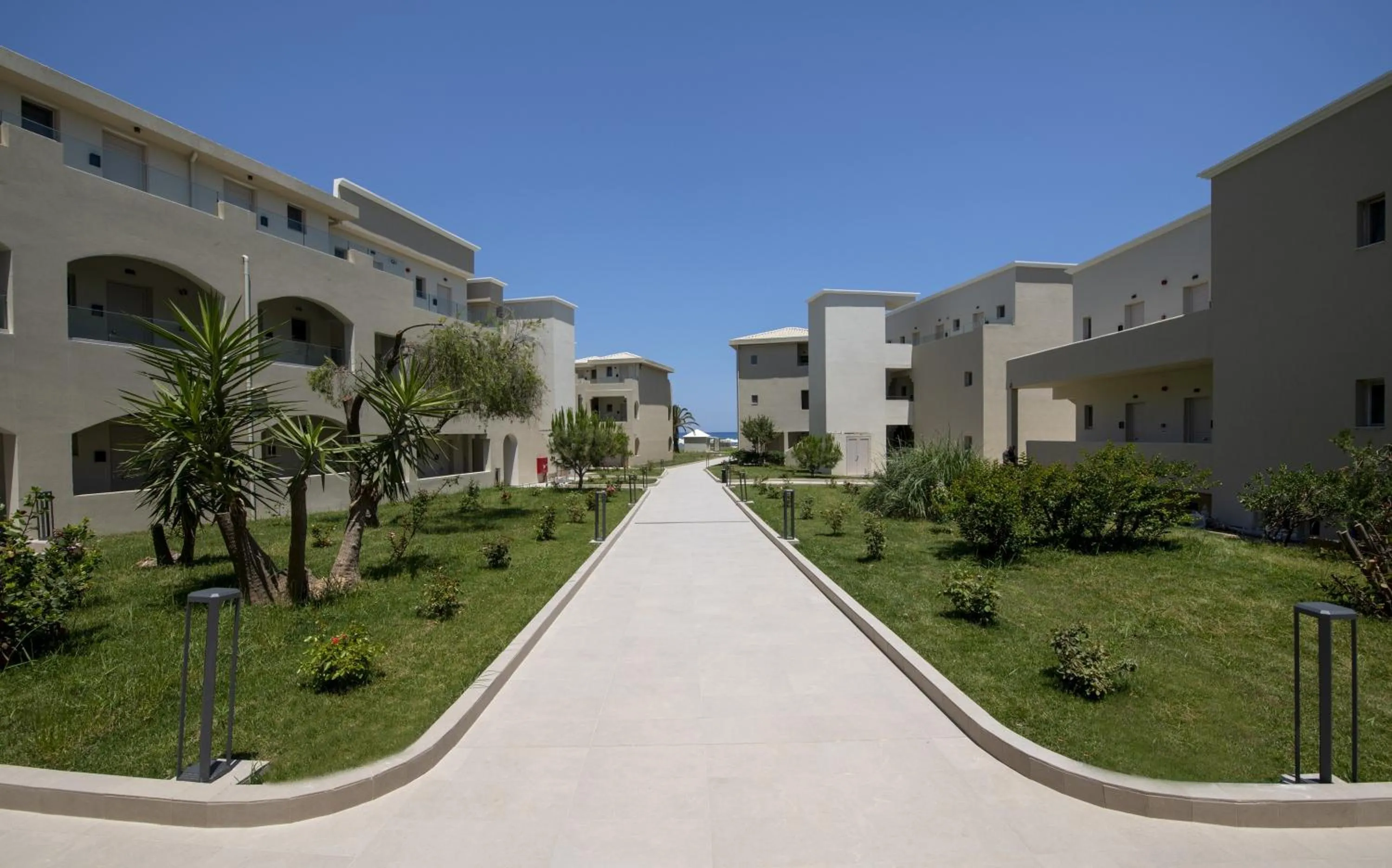 Vantaris Luxury Beach Resort