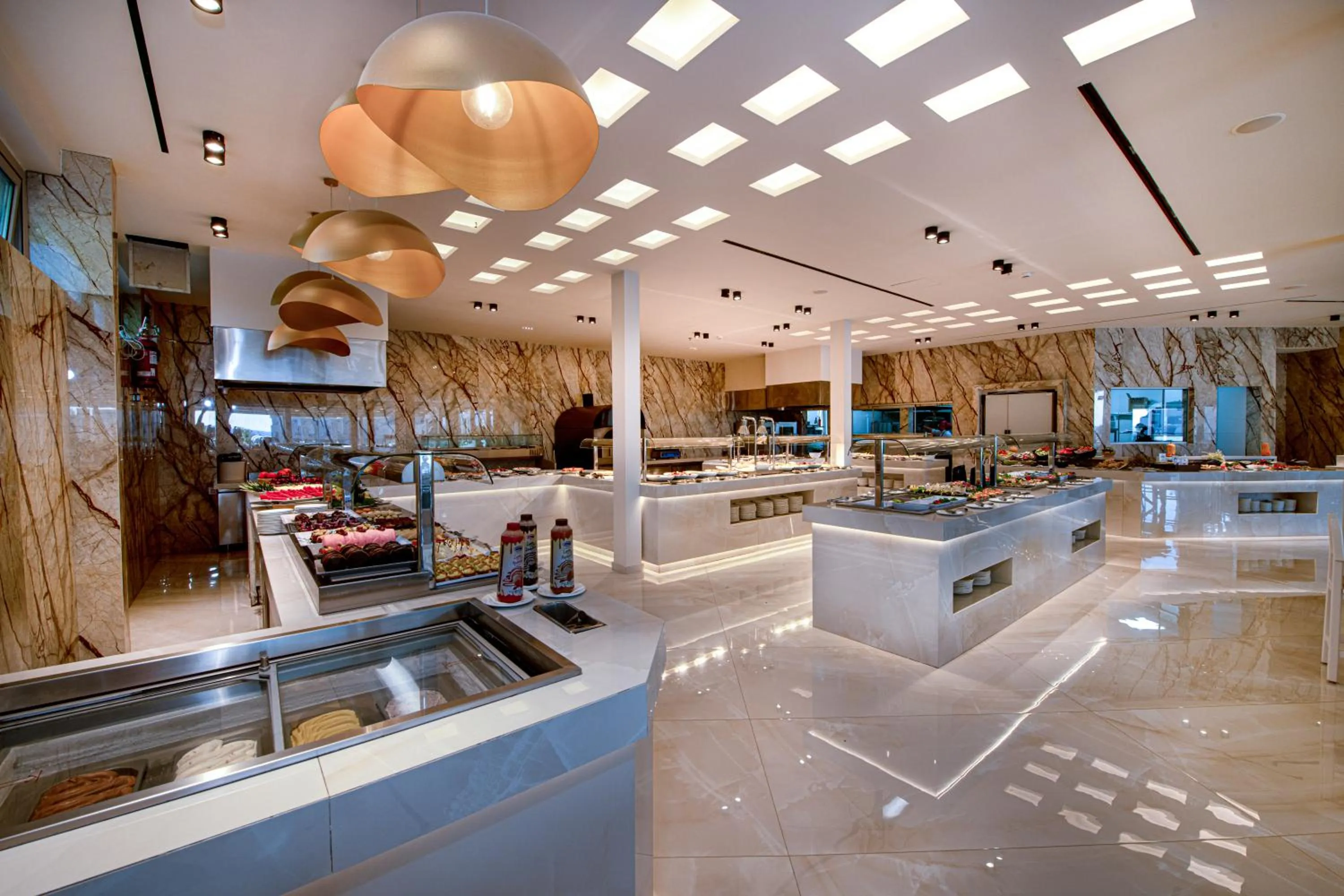 Vantaris Luxury Beach Resort