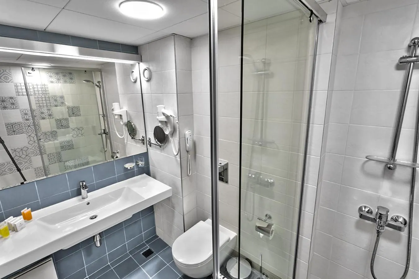 Bathroom in Interhotel Sandanski