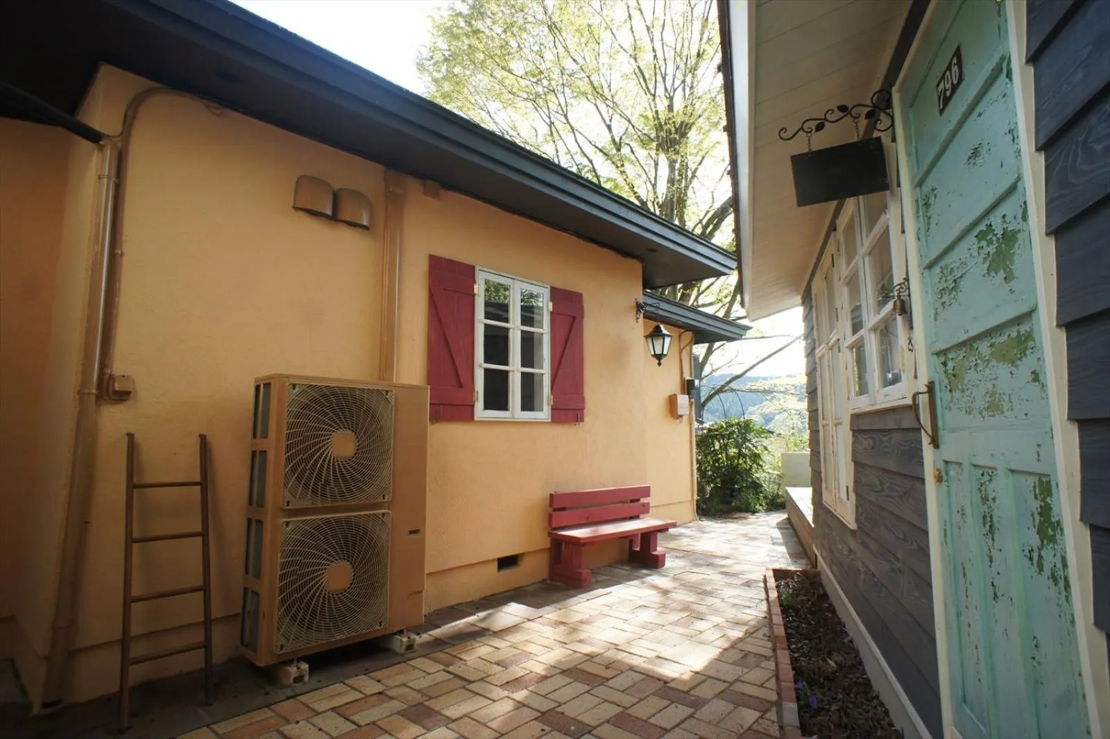 Property building in Saku Cafe