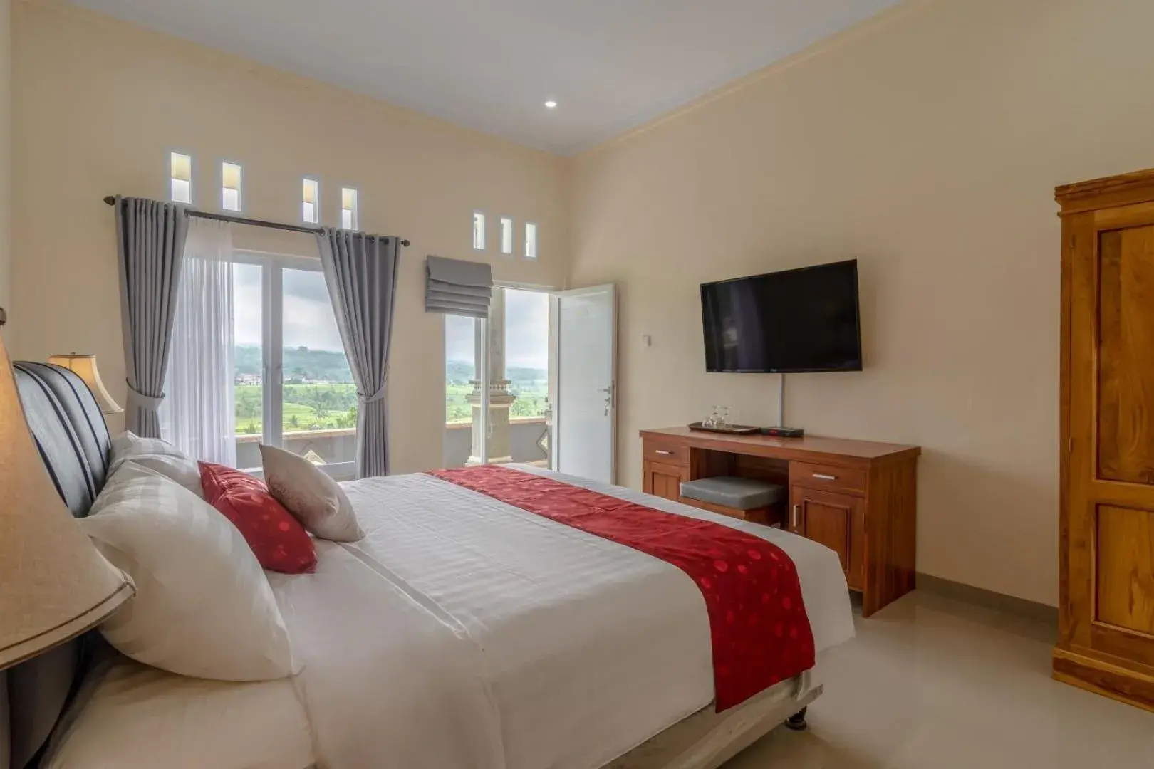 Bed in Adhi Jaya Suite Bed in Adhi Jaya Suite