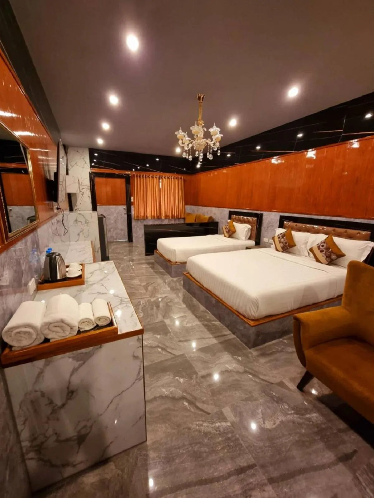 Photo of the whole room in Grand Parazo Hotel Suvarnbhumi Airport