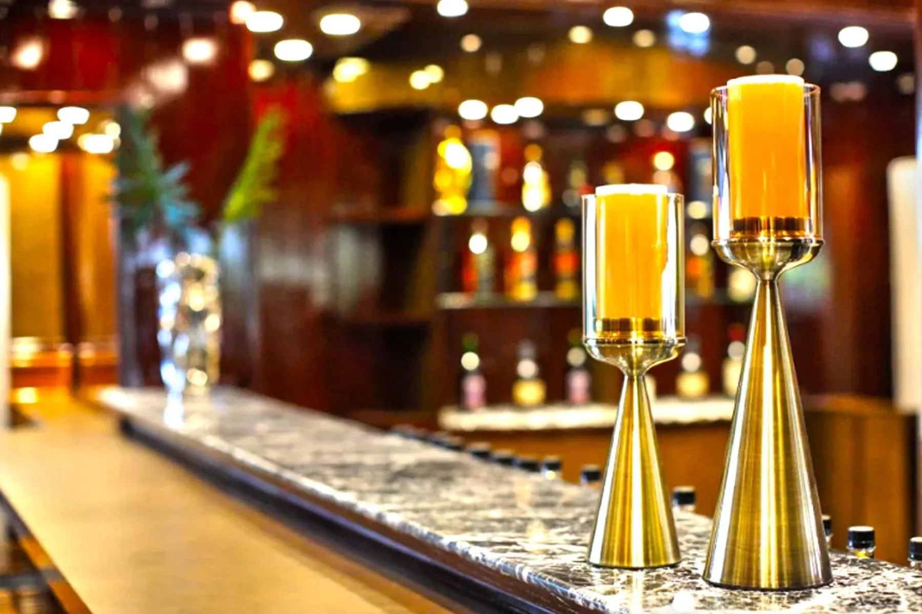 Restaurant/places to eat in Grand Parazo Hotel Suvarnbhumi Airport