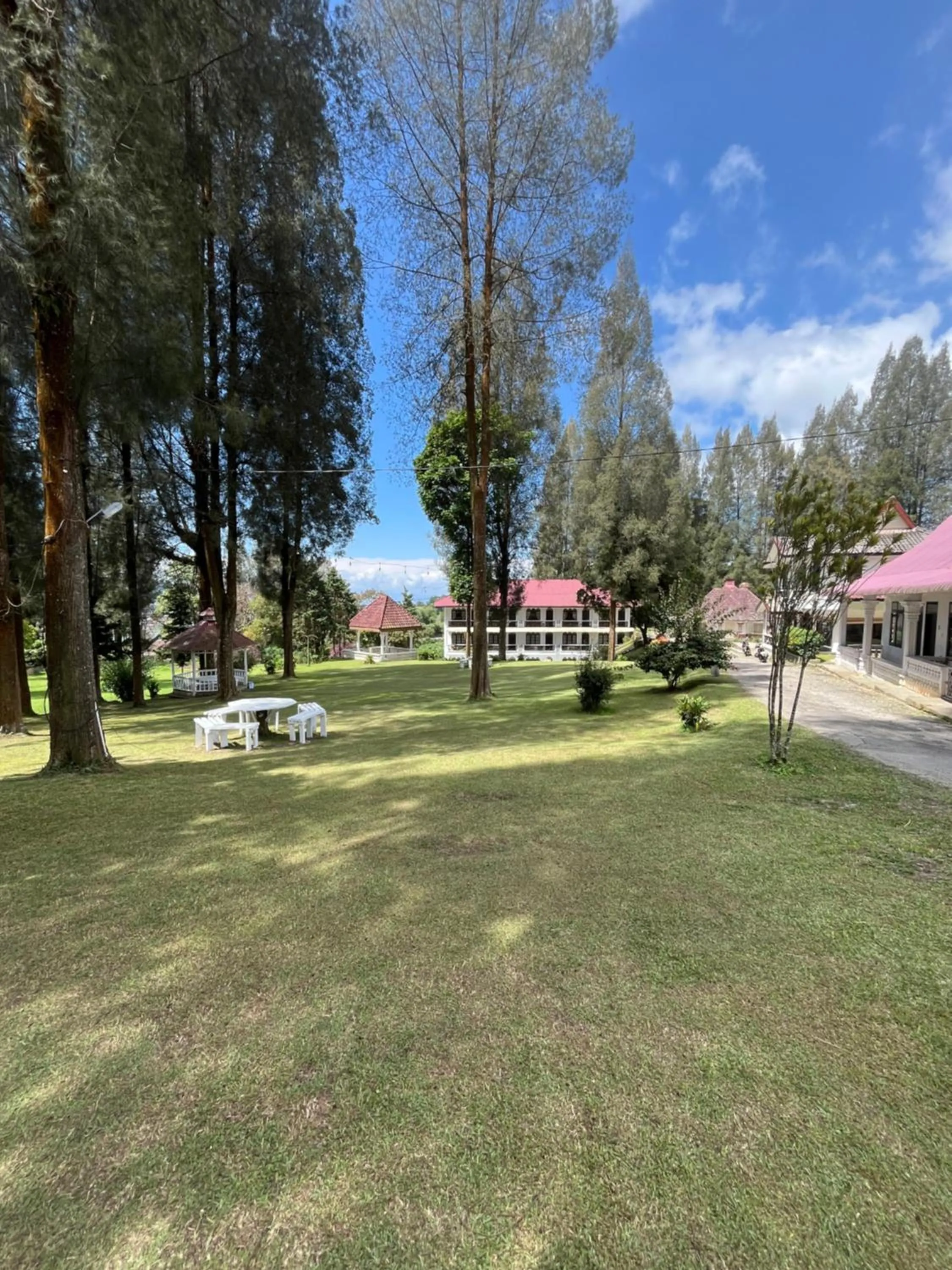 Sibayak Multinational Rest House