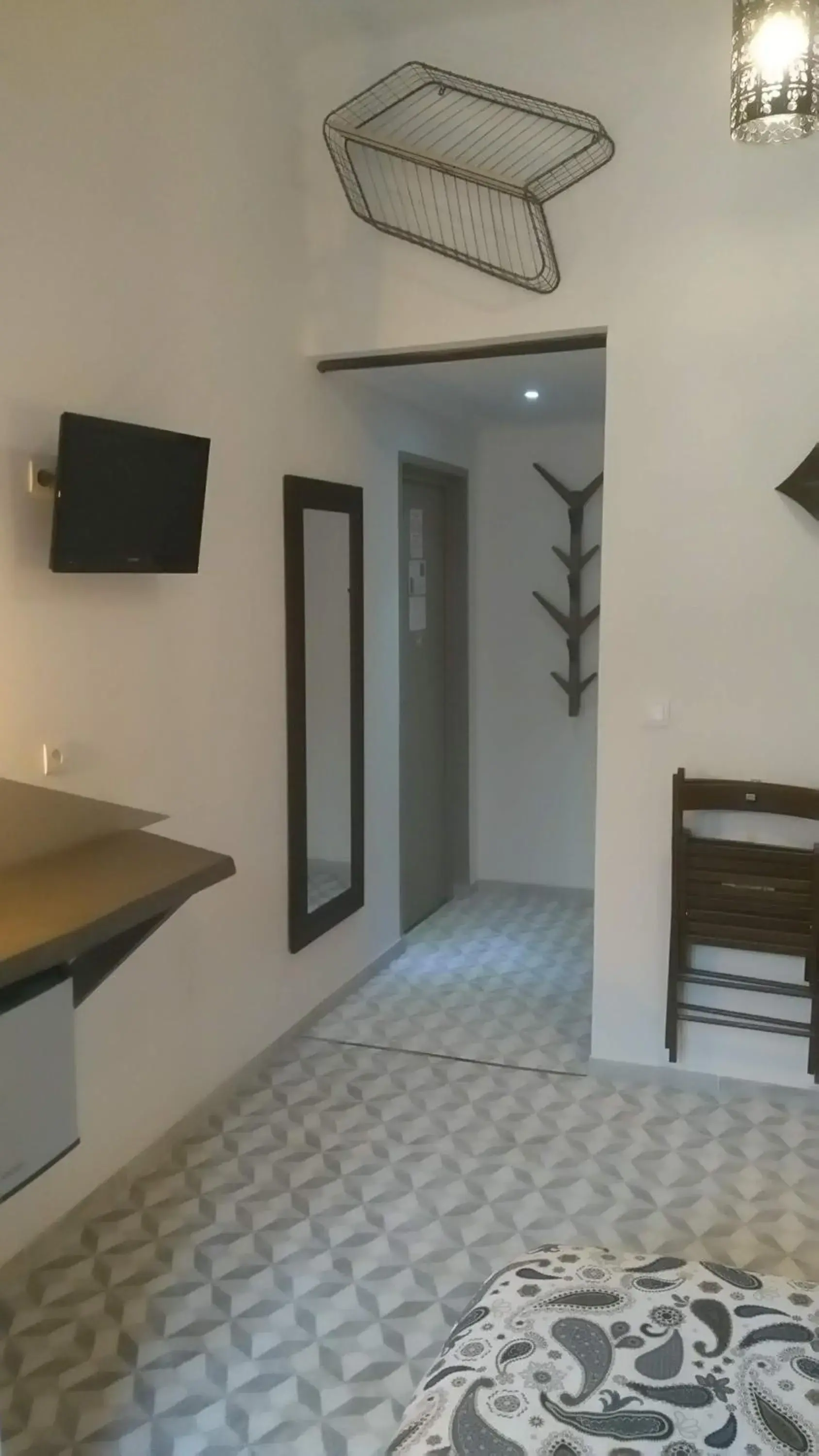 Superior Double Room in Mauguio Center Hôtel Superior Double Room in Mauguio Center Hôtel