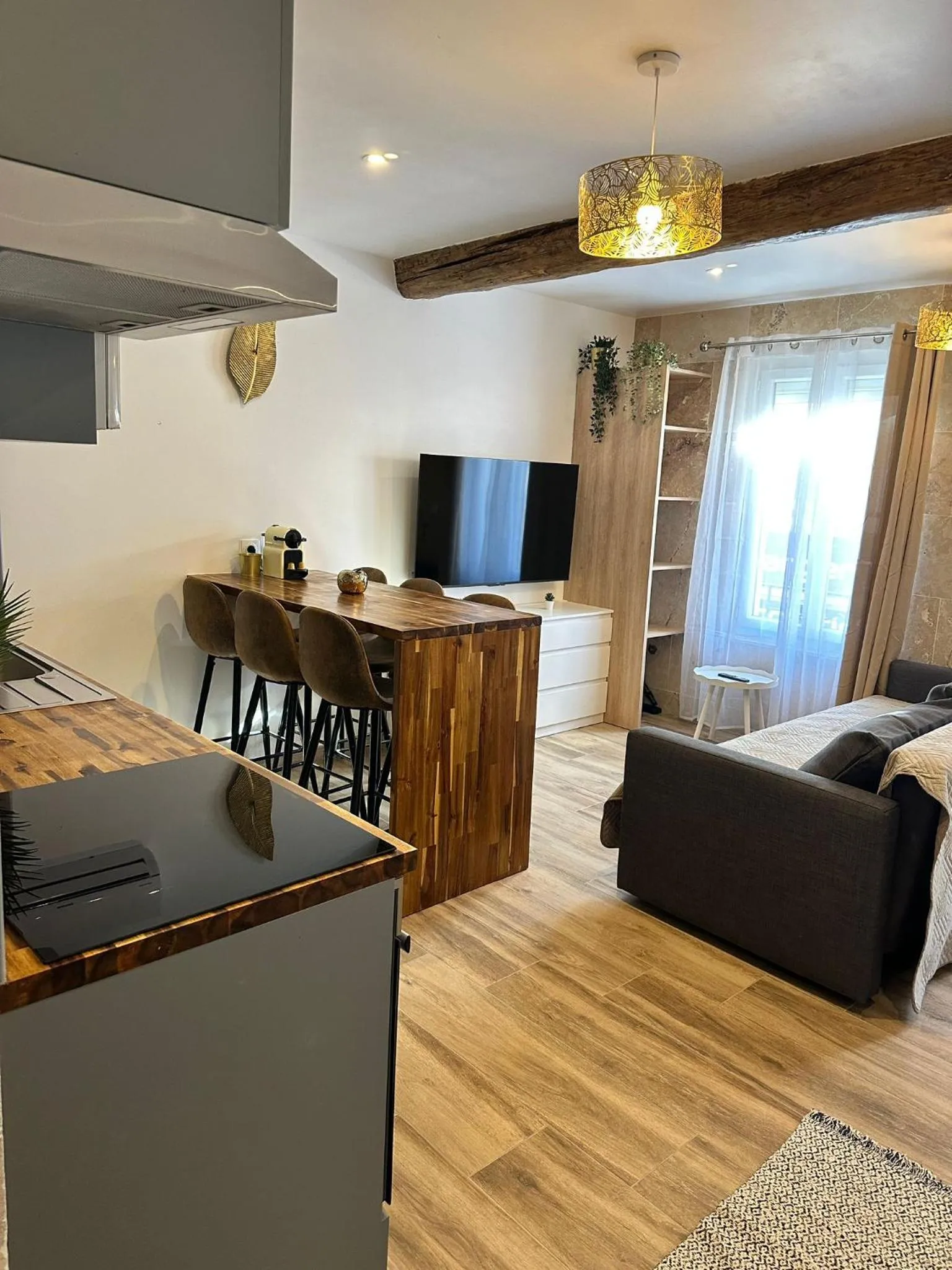 Living room in Mauguio Center Hôtel