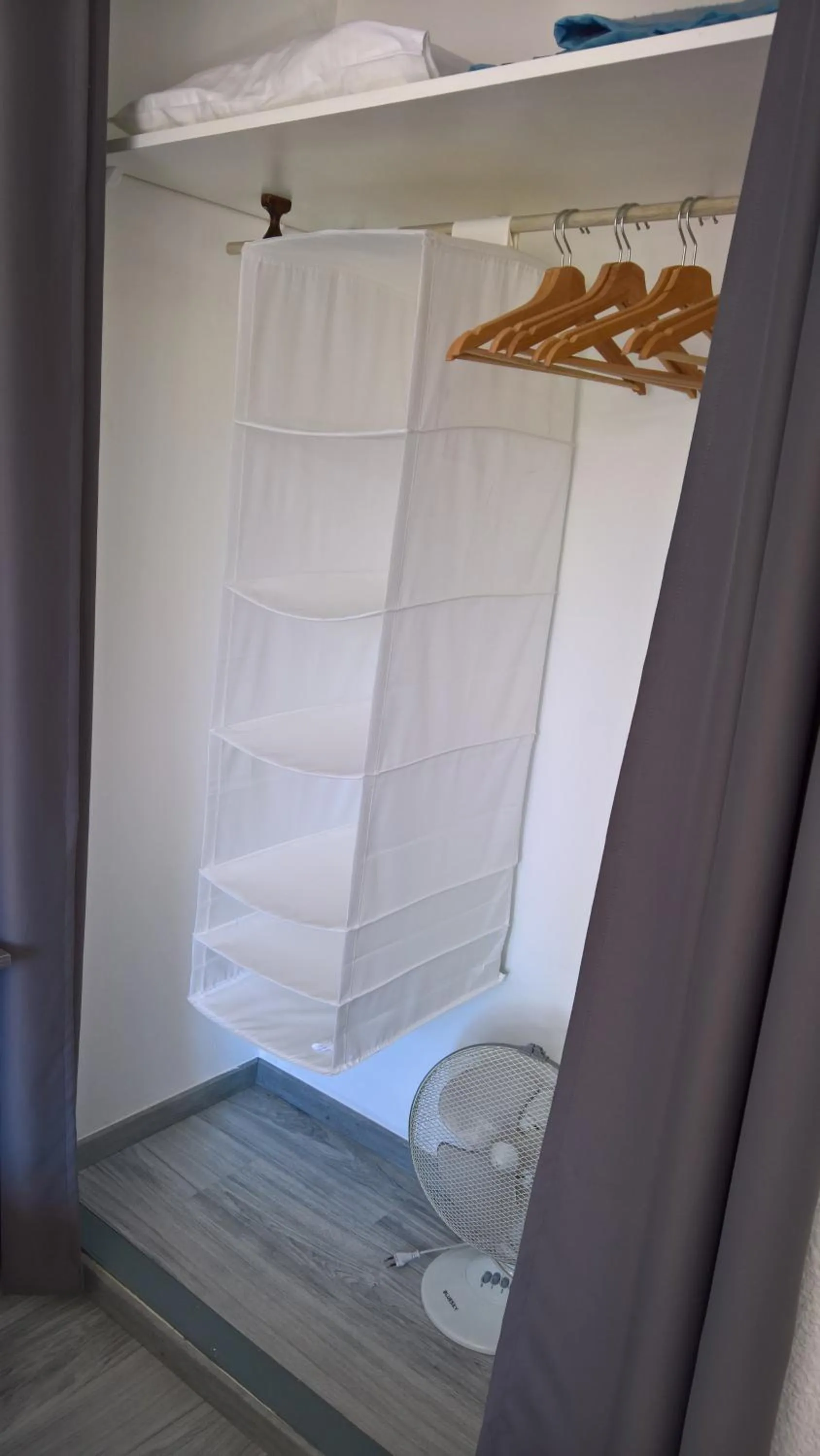 Beach in Mauguio Center Hôtel