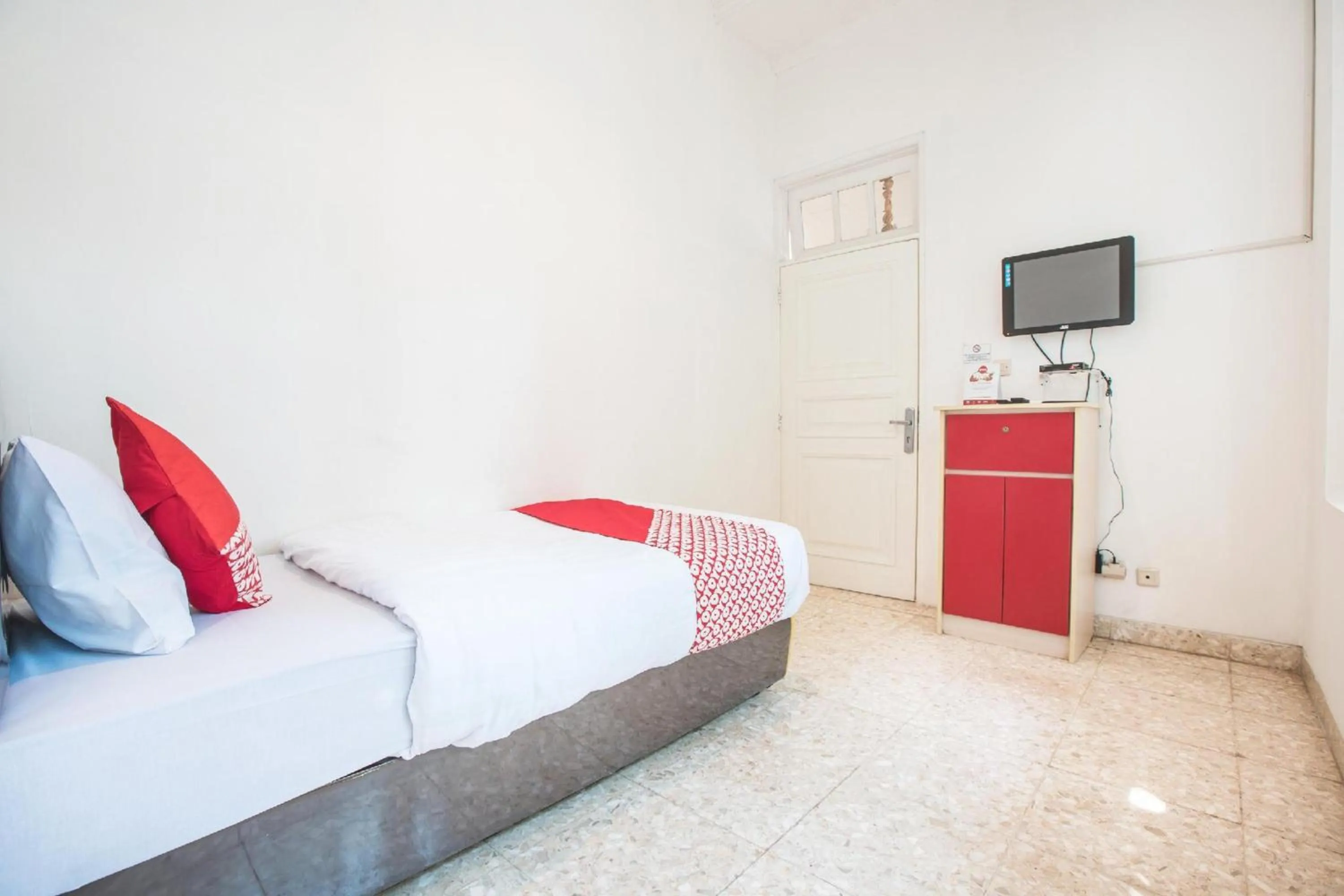 View (from property/room), Bed in Capital O 332 Residence G17 Kemang