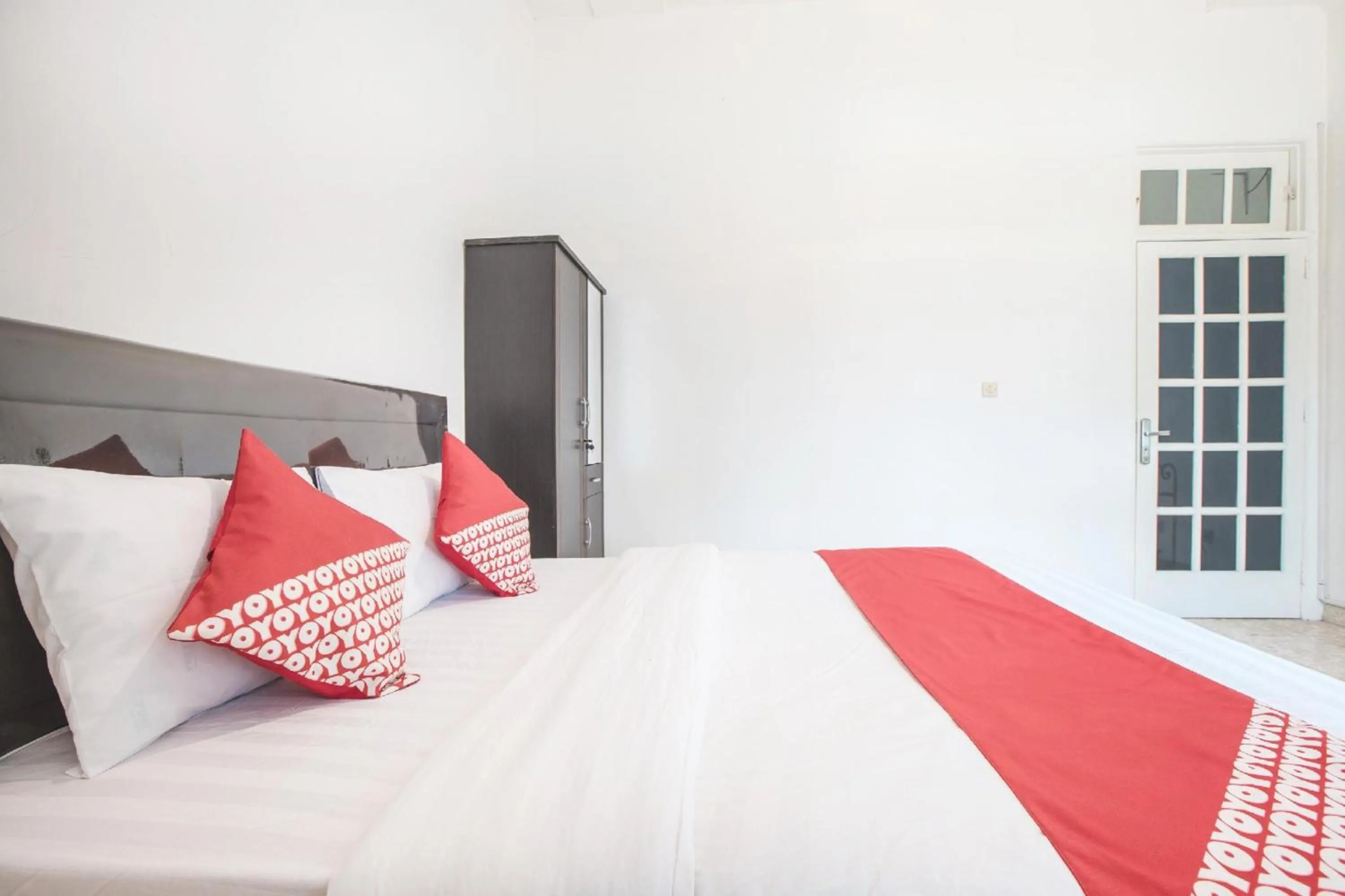 Bedroom, Bed in Capital O 332 Residence G17 Kemang