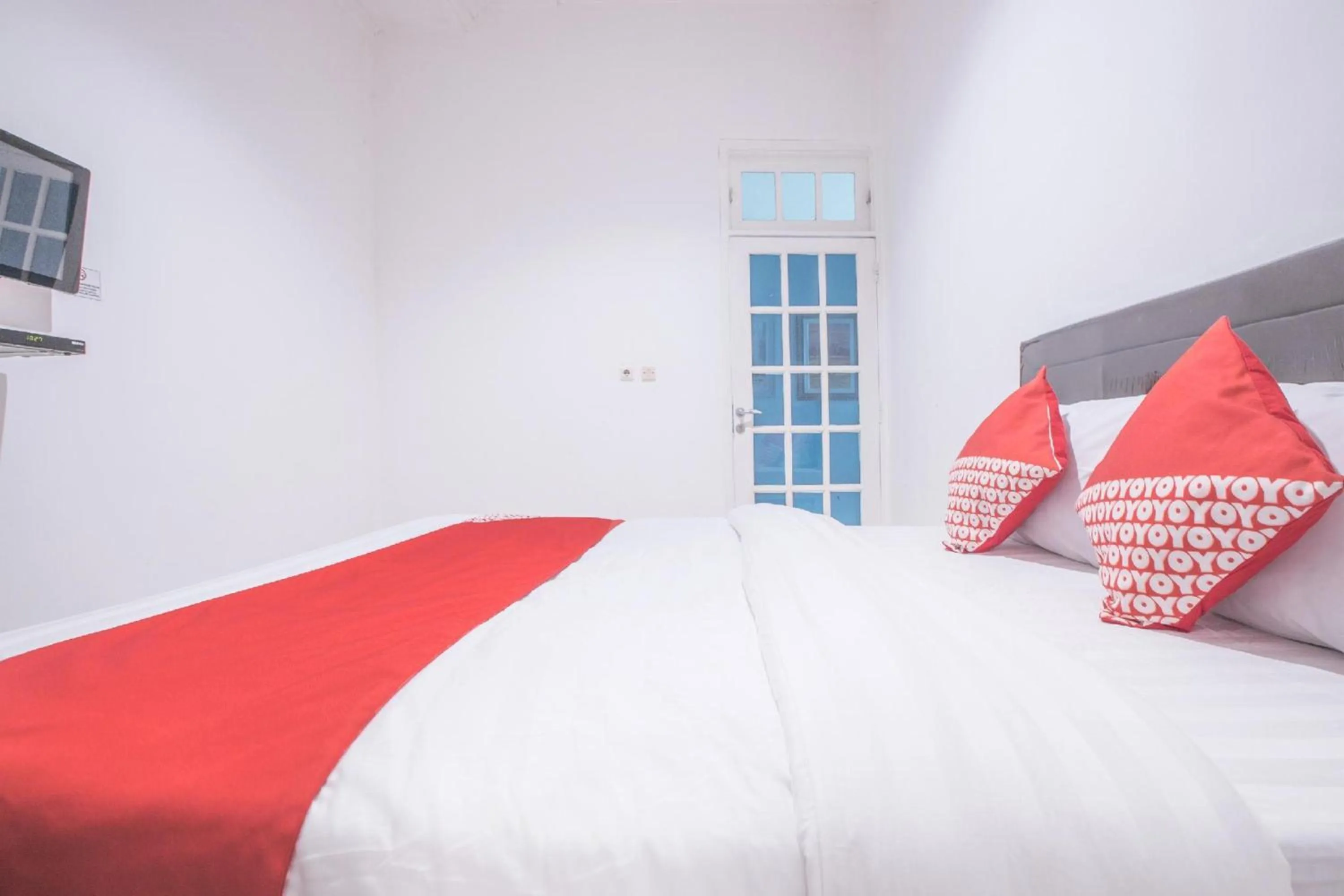 Bedroom, Bed in Capital O 332 Residence G17 Kemang