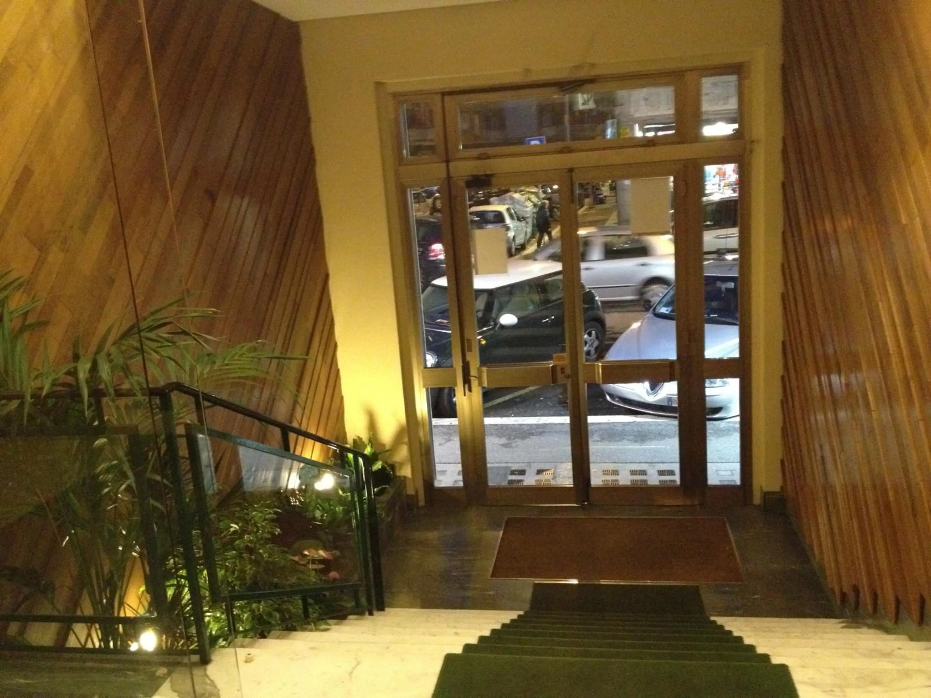 Facade/entrance in Livingvaticano