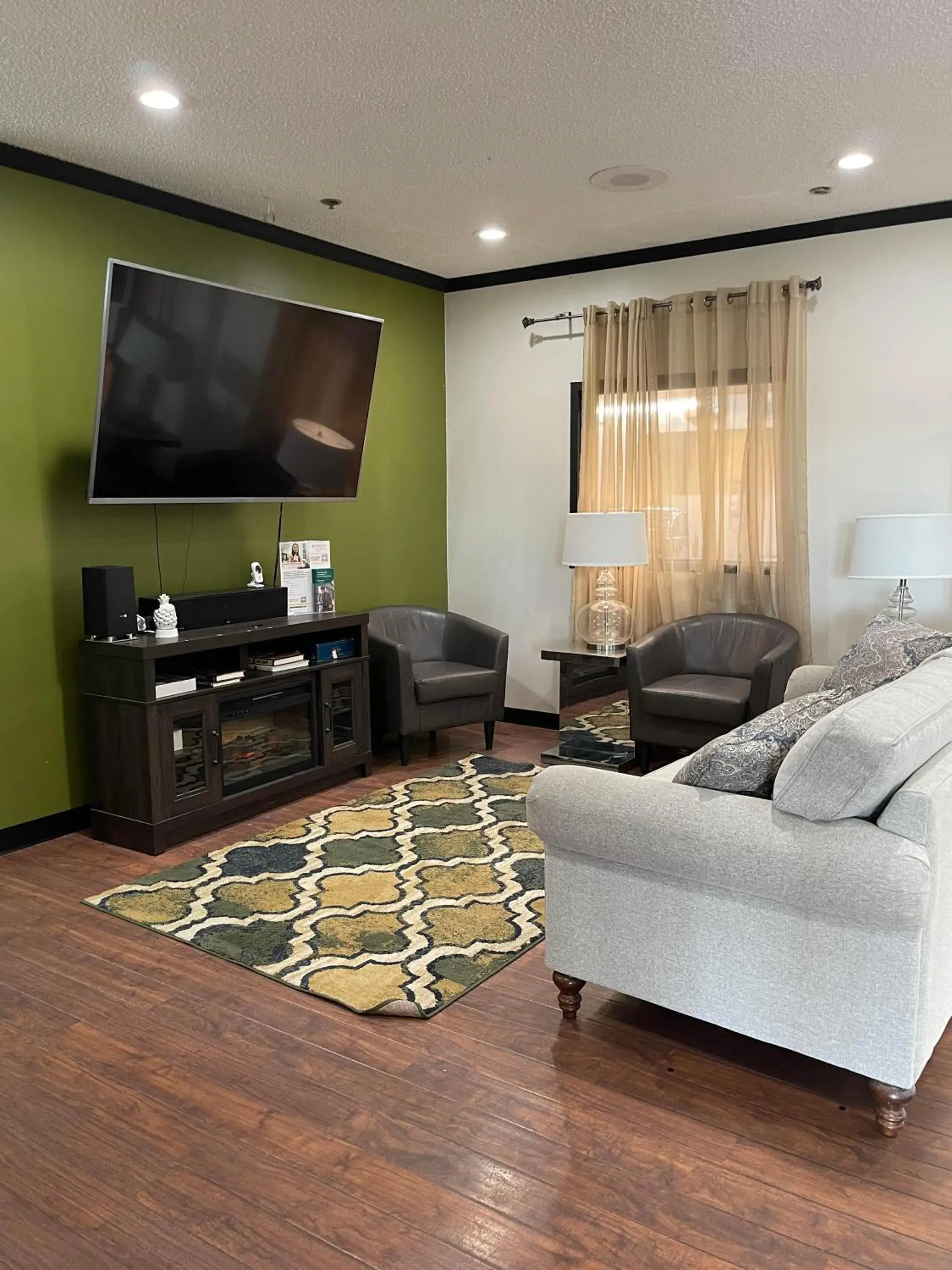 Lobby or reception in Quality Inn Frontier at US Hwy 30 Lobby or reception in Quality Inn Frontier at US Hwy 30