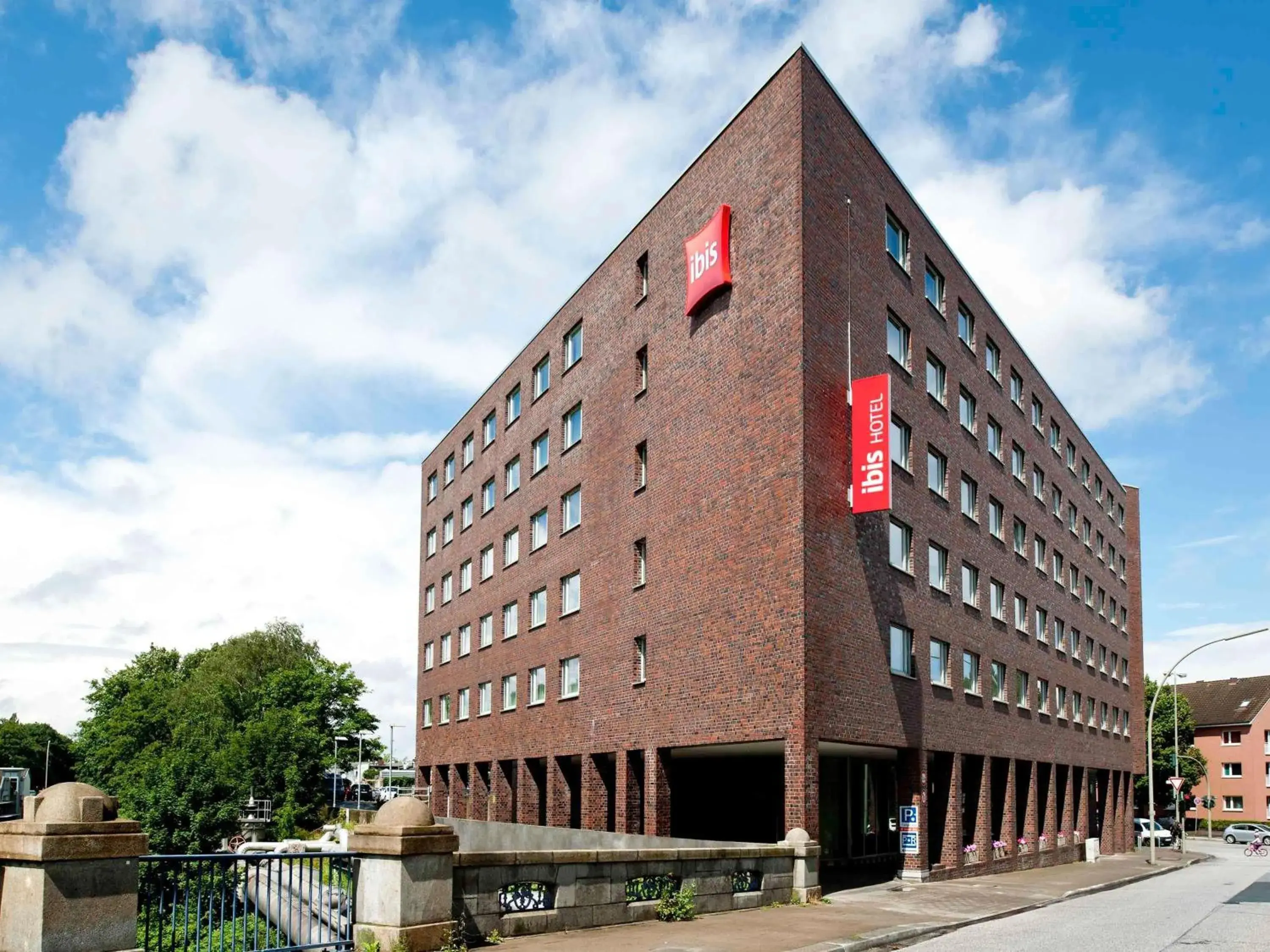 Property building in ibis Hamburg Alsterring Property building in ibis Hamburg Alsterring