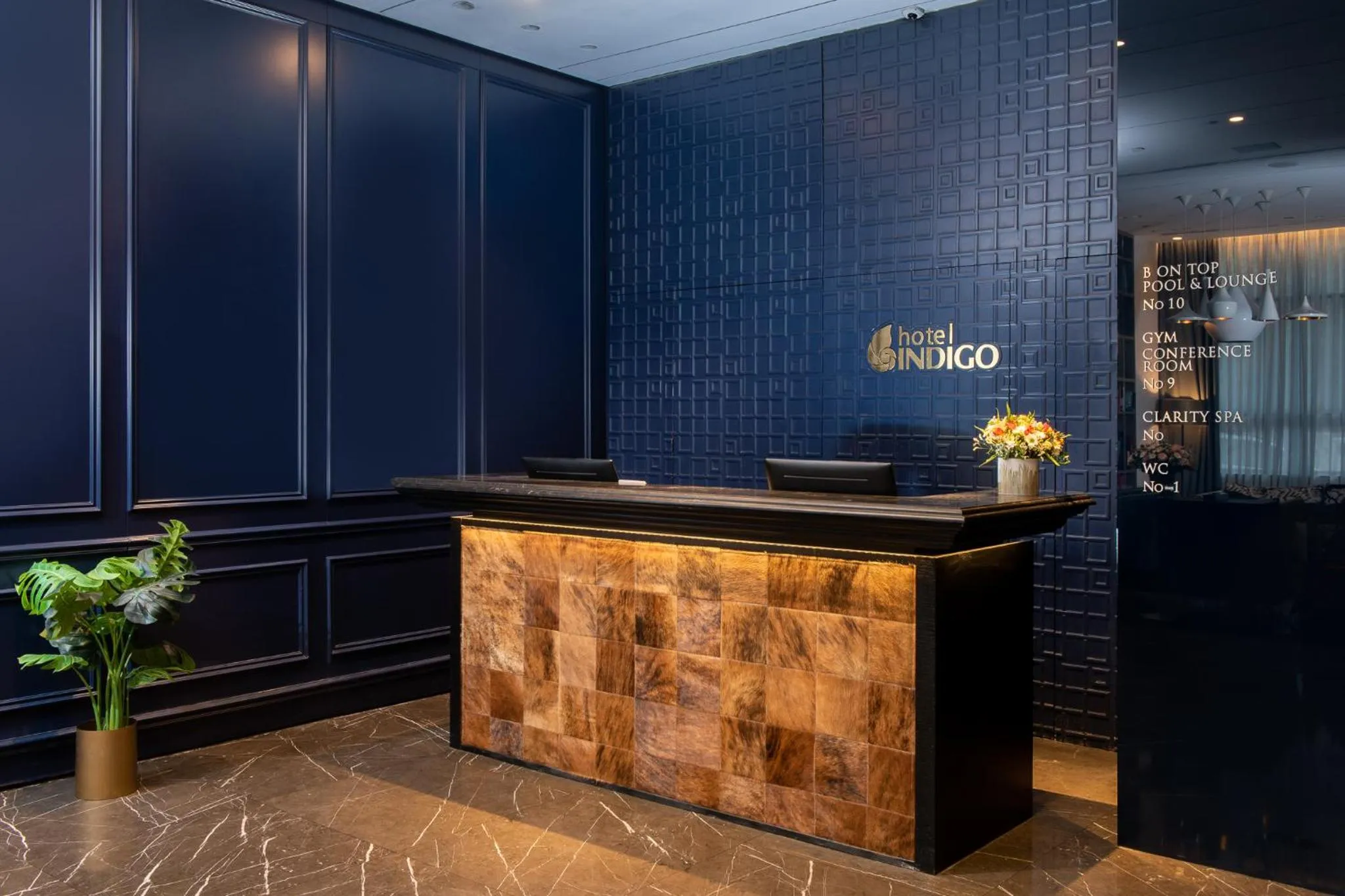 Lobby or reception in Hotel Indigo Tel Aviv - Diamond District by IHG