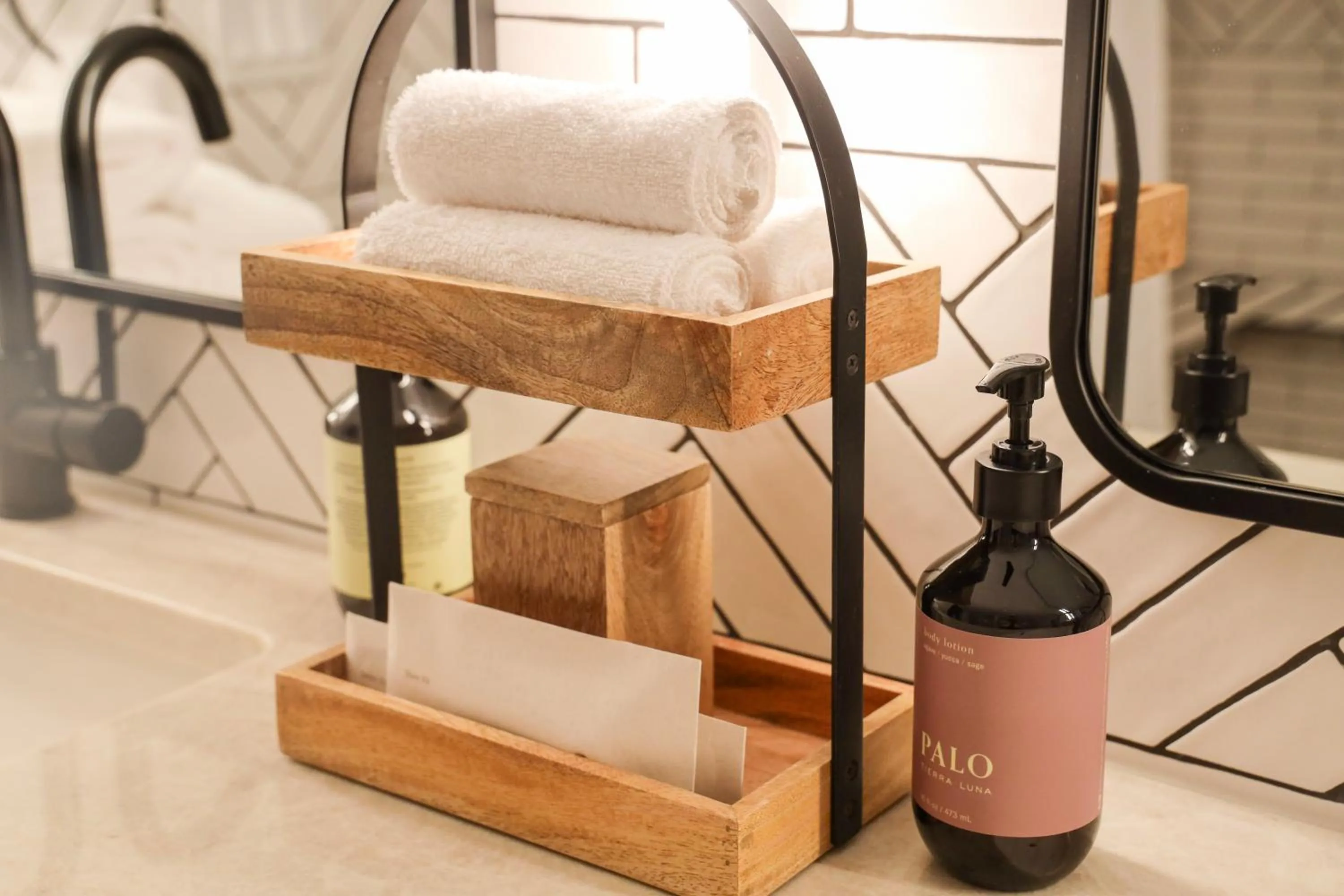 Bathroom in Arizona Biltmore, LXR Hotels & Resorts