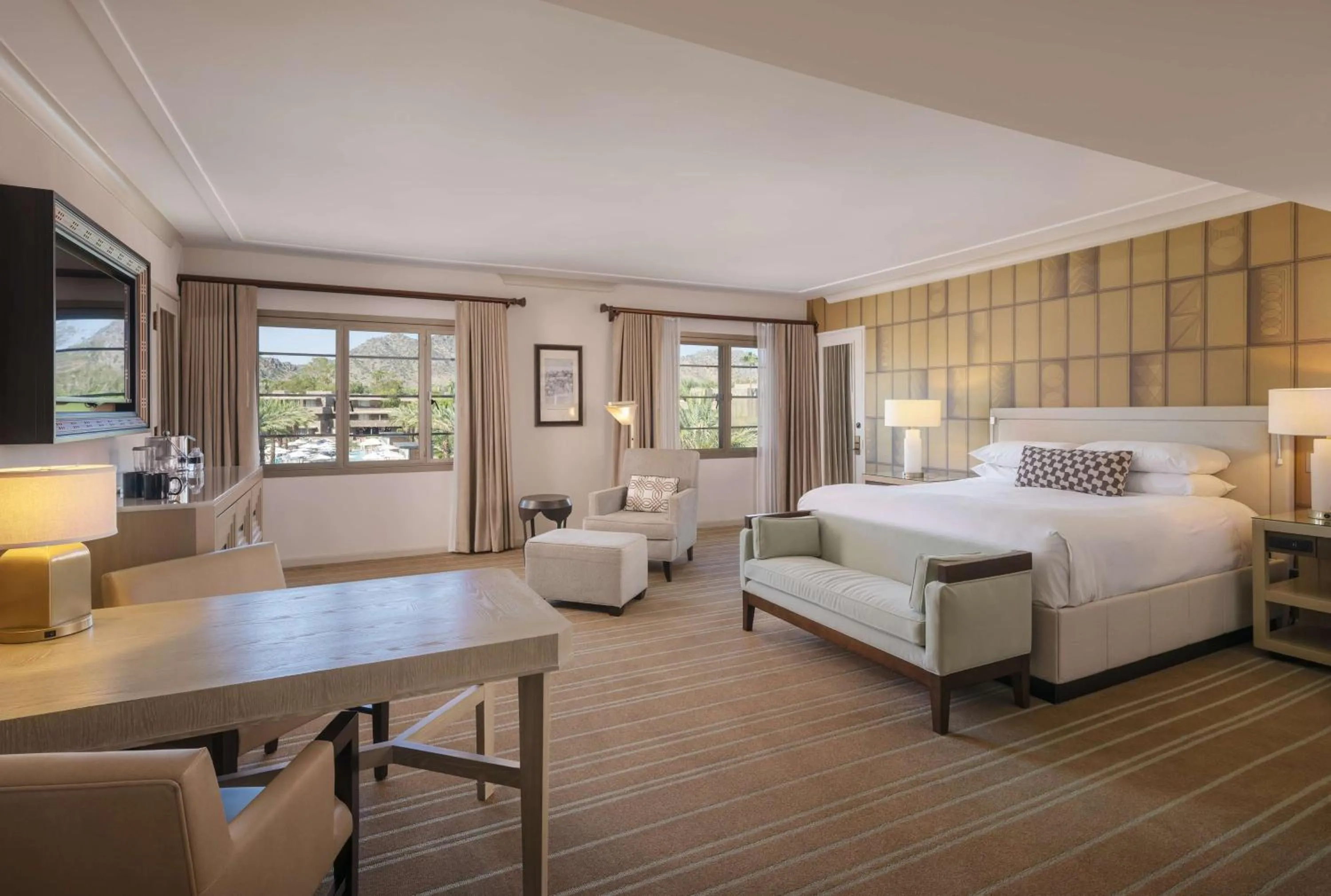 Bedroom, Bed in Arizona Biltmore, LXR Hotels & Resorts