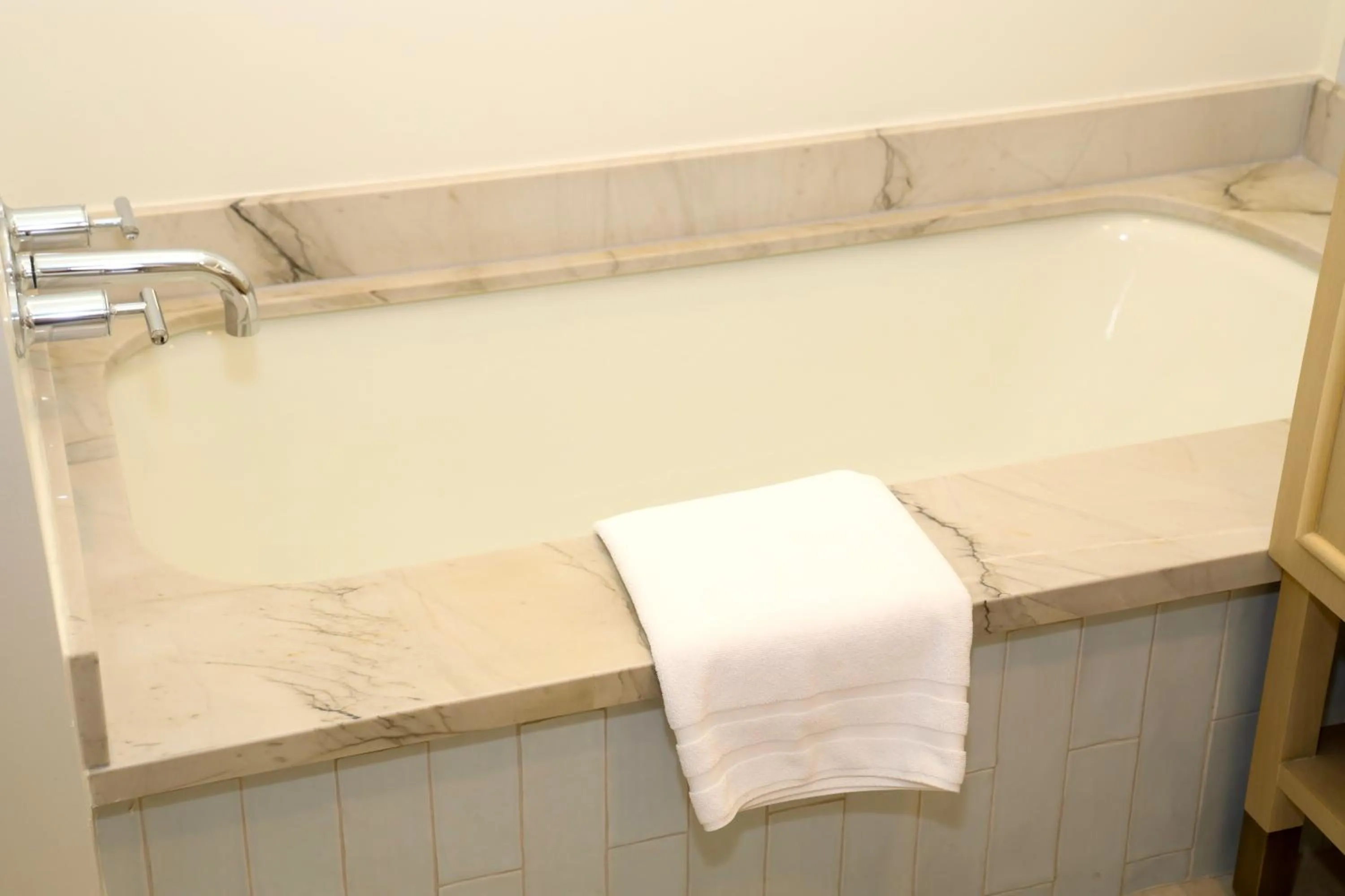 Bathroom in Arizona Biltmore, LXR Hotels & Resorts