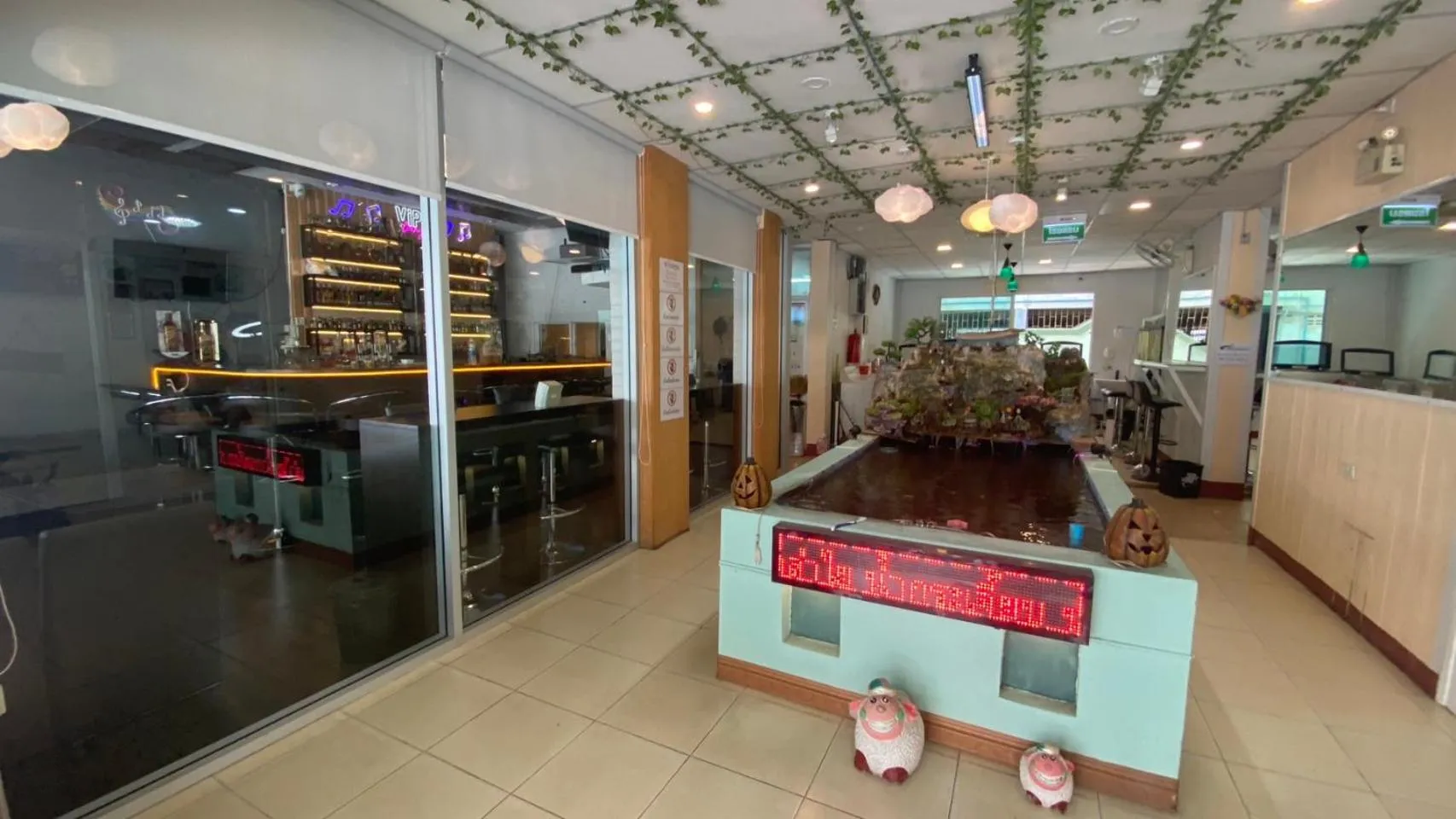 Alongkorn hotel by SB